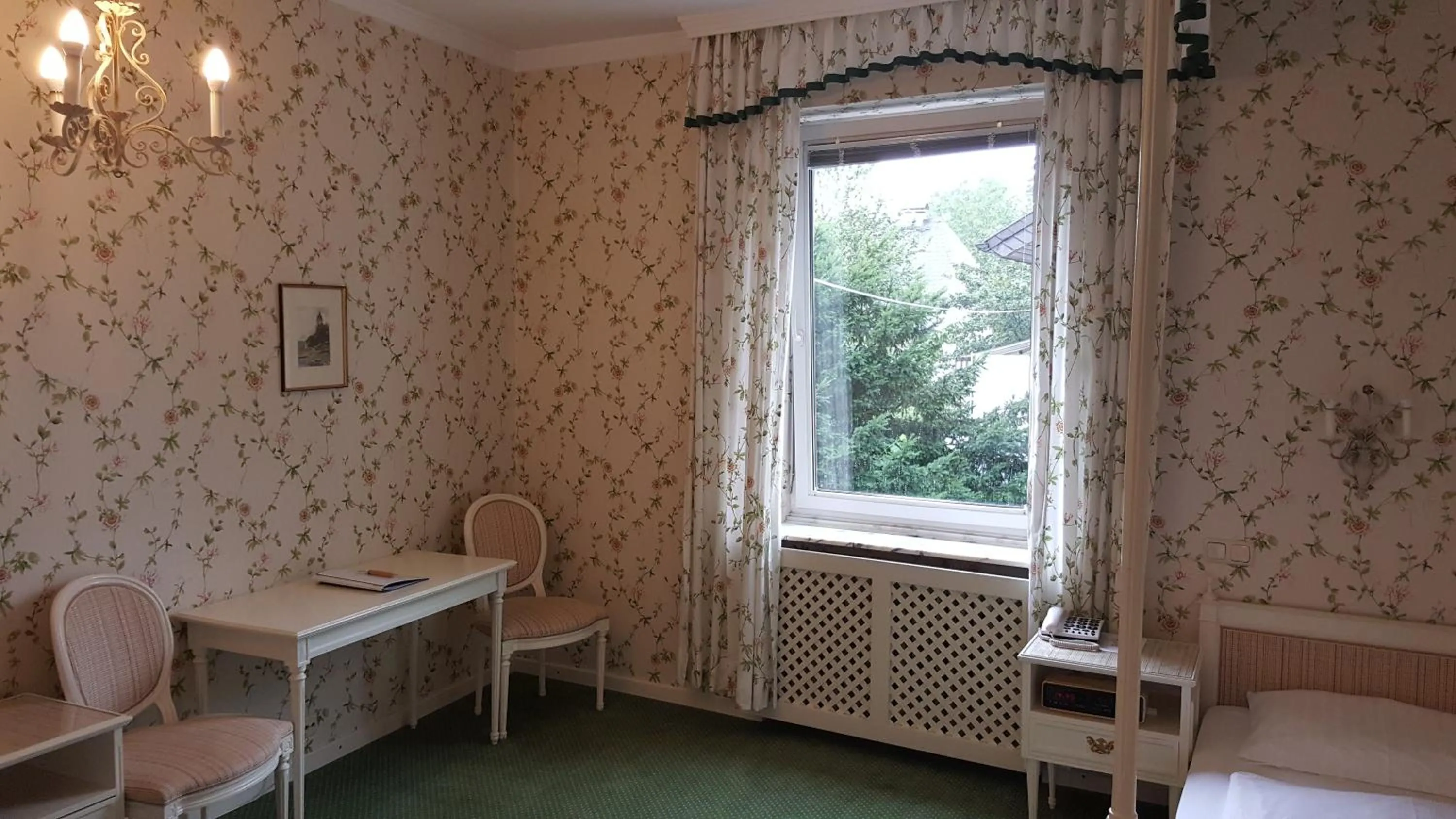 Seating area in Hotel Hohenstauffen