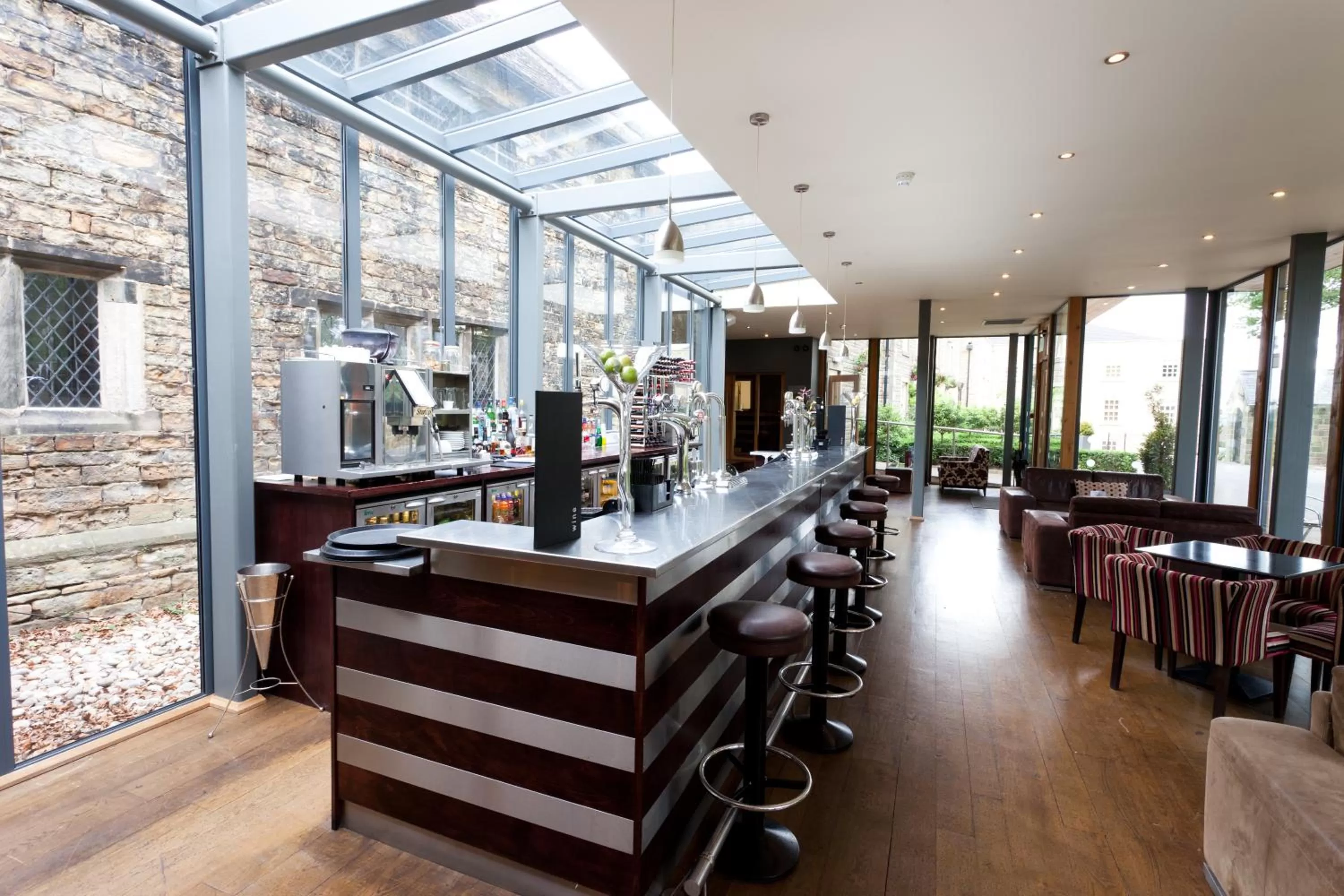 Lounge or bar in Best Western Plus Sheffield Mosborough Hall Hotel