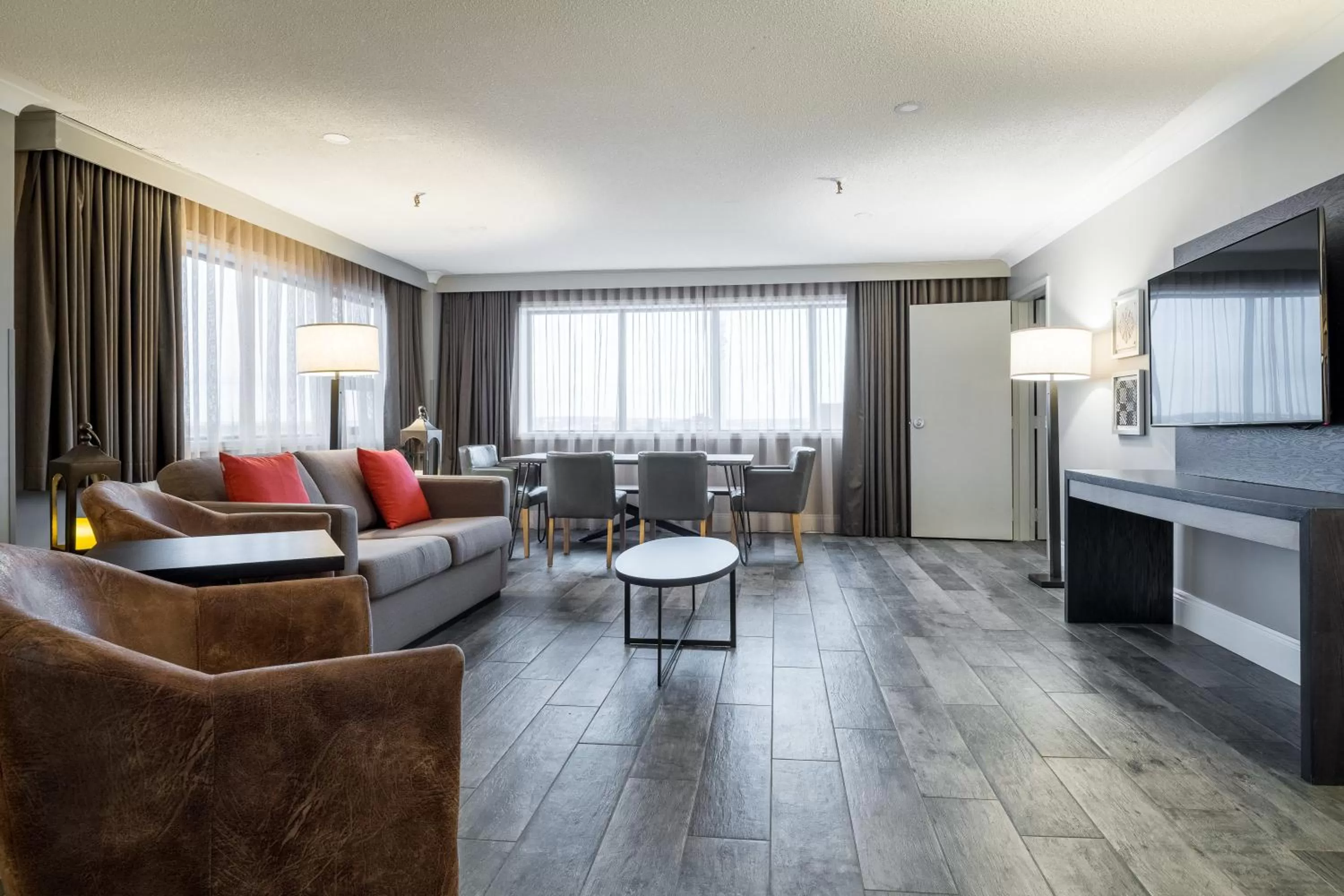 Photo of the whole room in Crowne Plaza Hotel Moncton Downtown by IHG