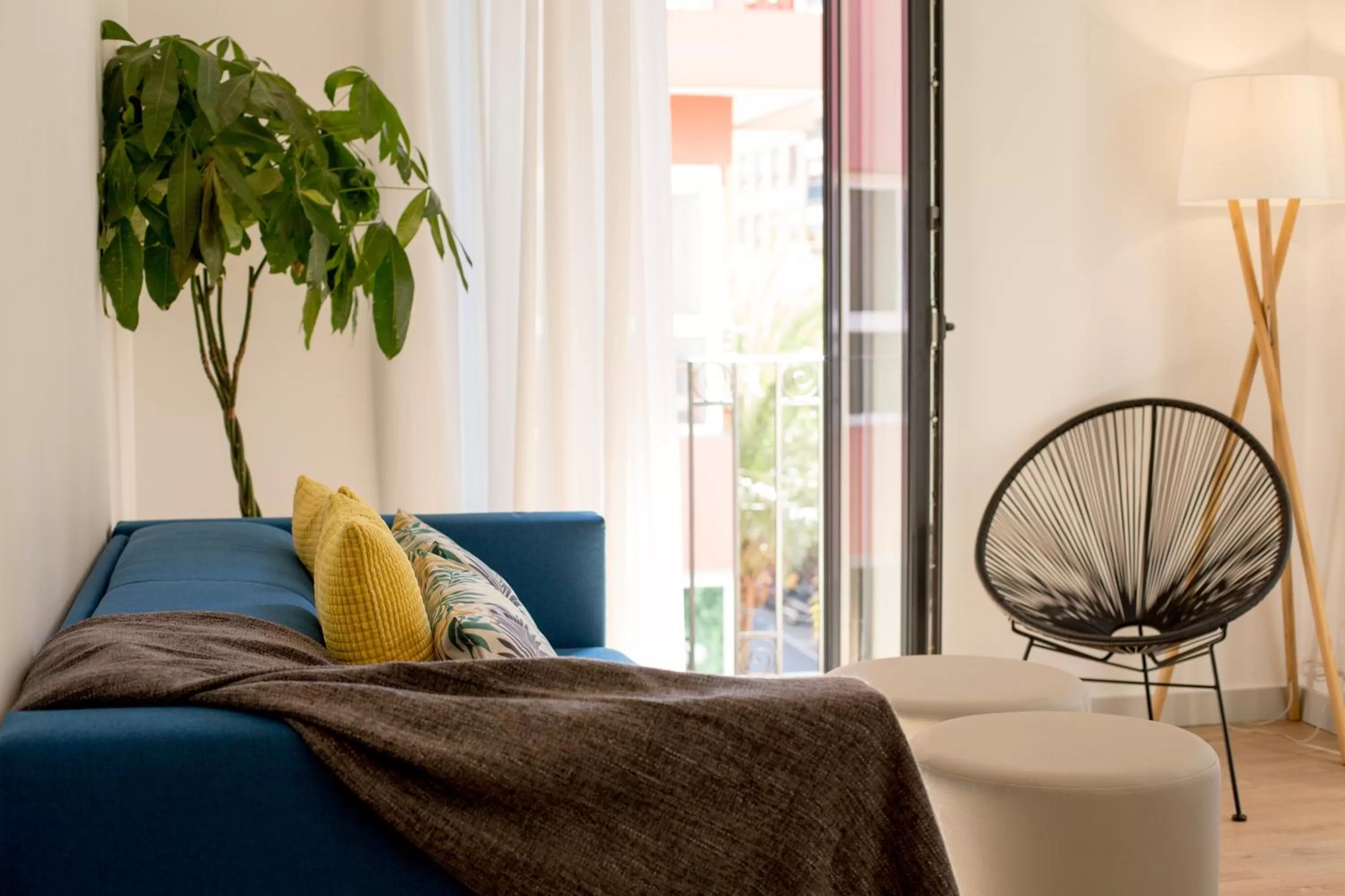 Living room, Bed in S30 Reina Victoria