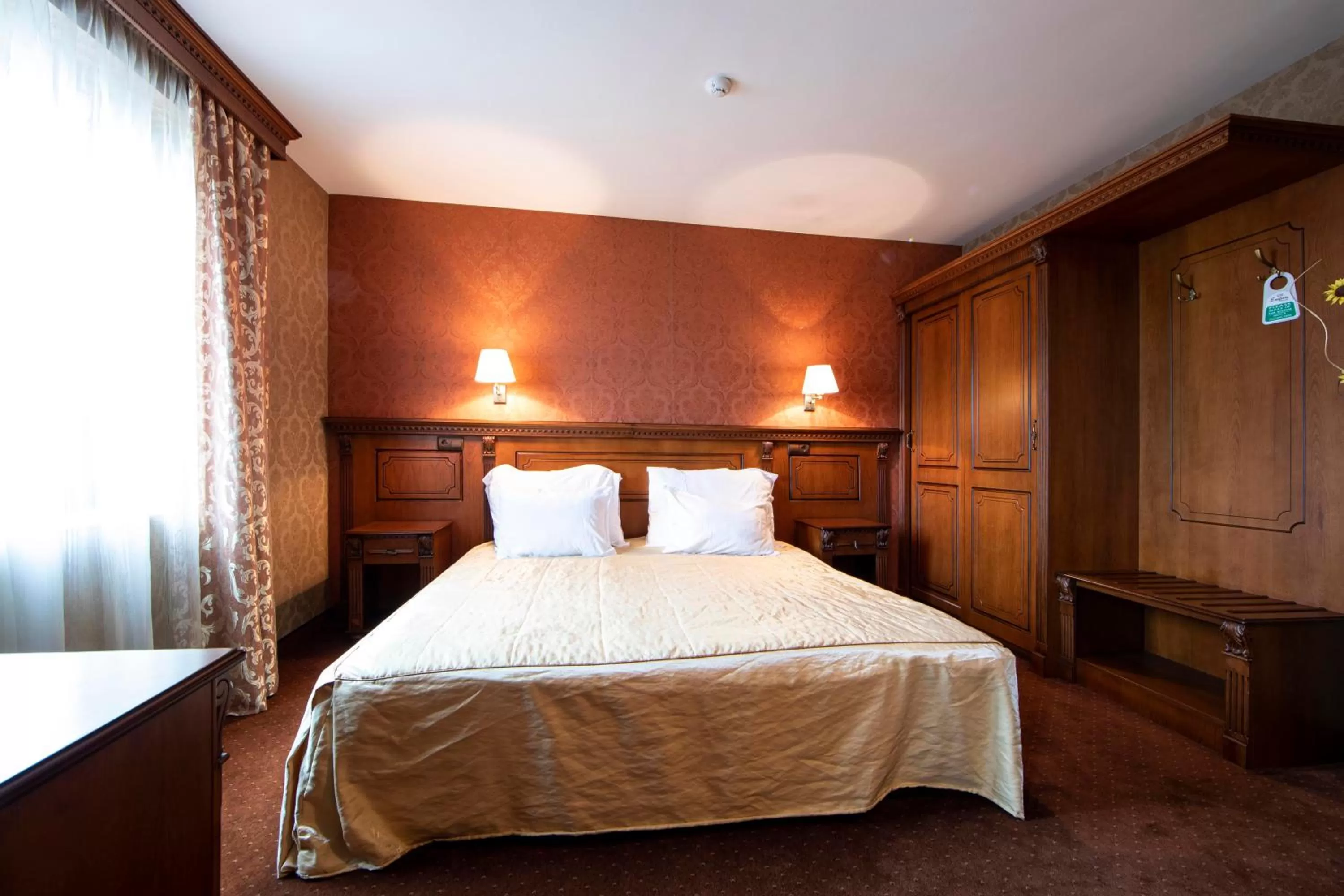 Bed in Spa Hotel Ezeretz Blagoevgrad