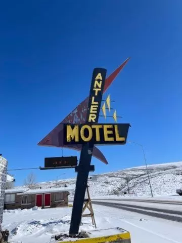 Antler Motel