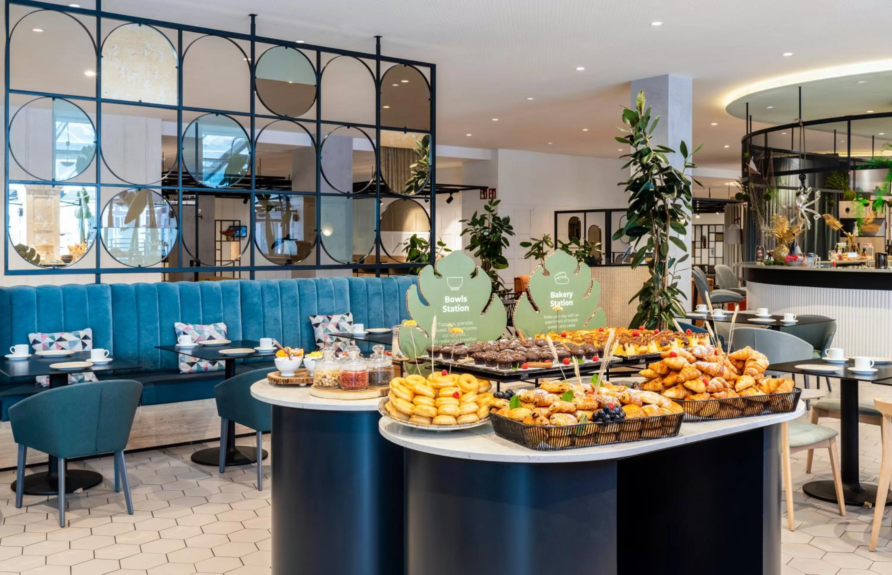 Breakfast in Novotel Campo De Las Naciones