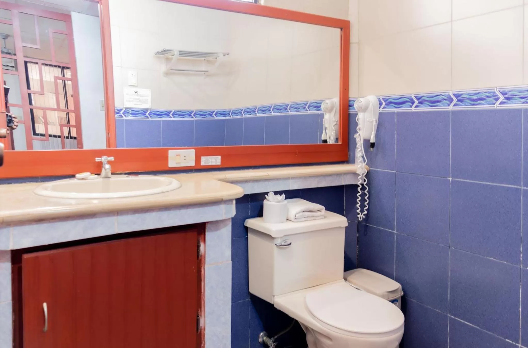 Bathroom in Hostal Antares