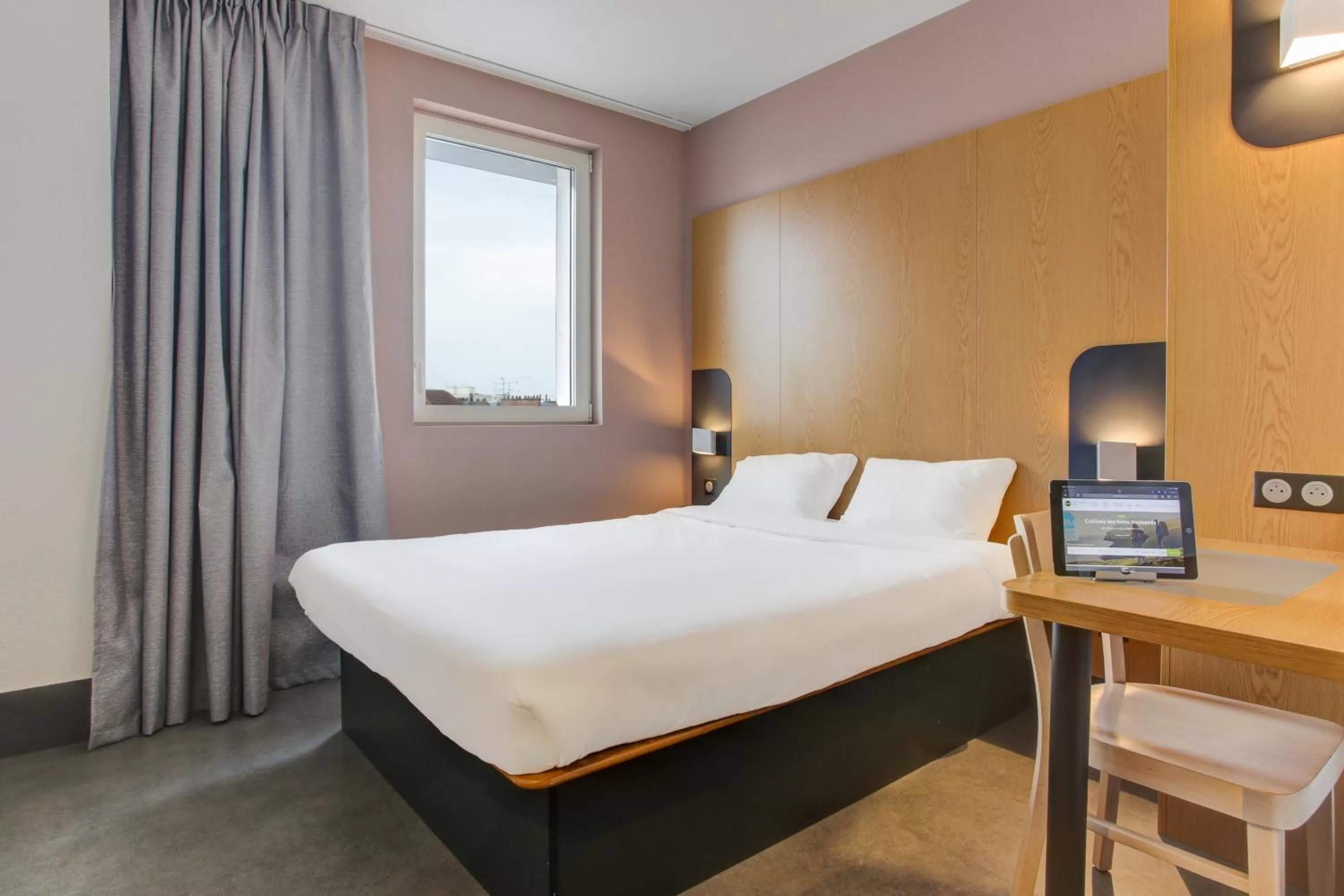 B&B HOTEL Reims Centre Gare