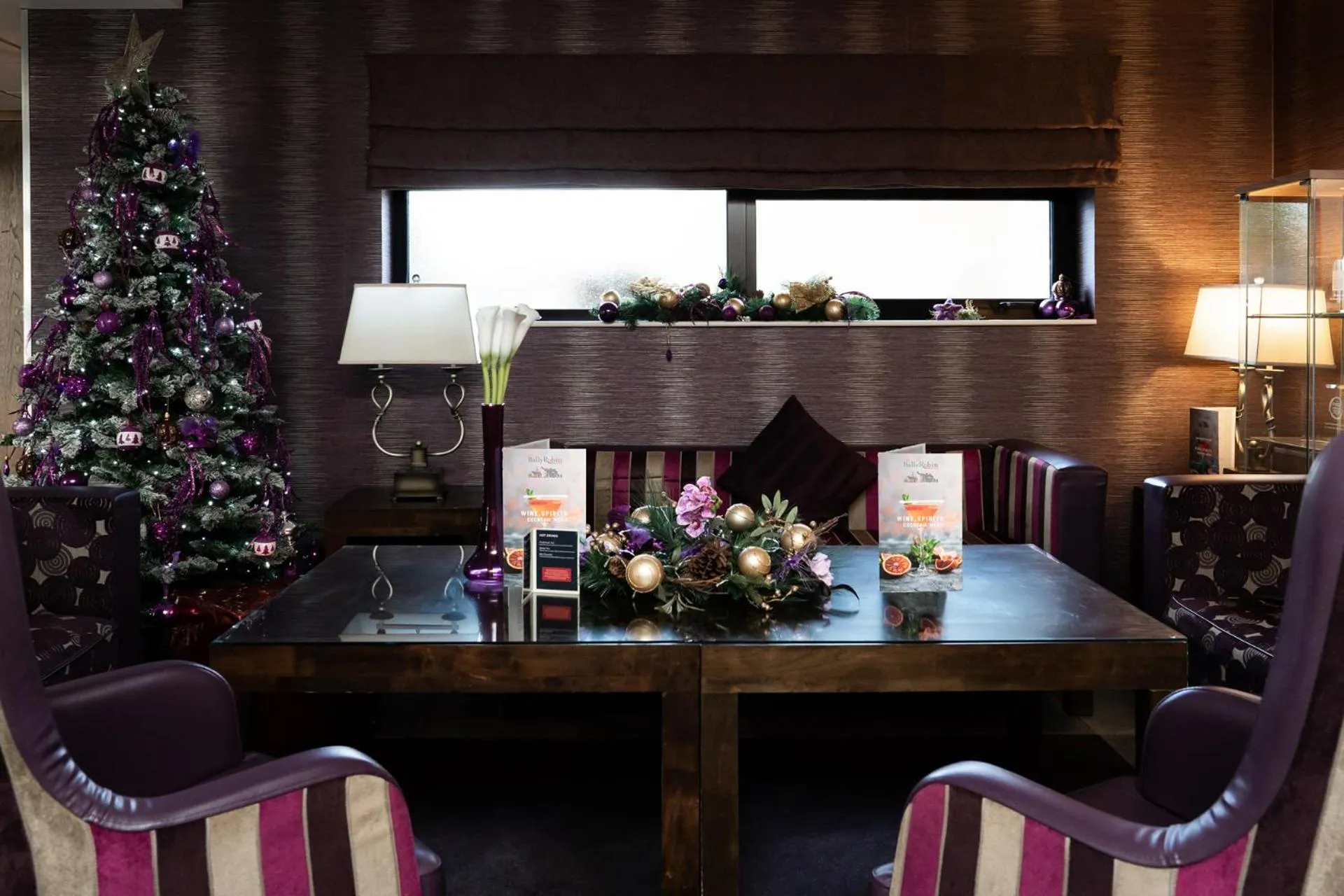 Lounge or bar in Ballyrobin Hotel