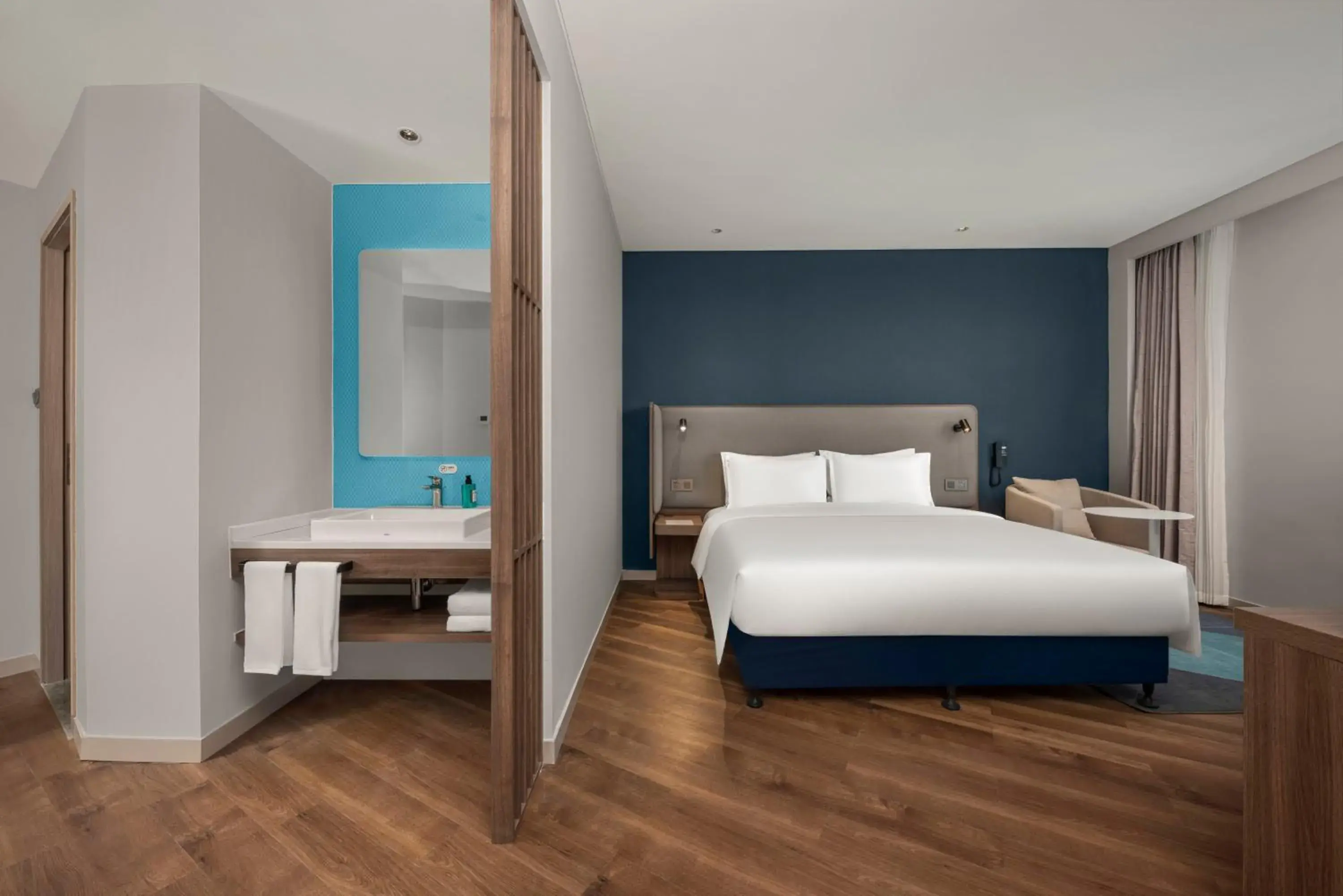 King Suite in Holiday Inn Express Nantong North Gateway by IHG King Suite in Holiday Inn Express Nantong North Gateway by IHG