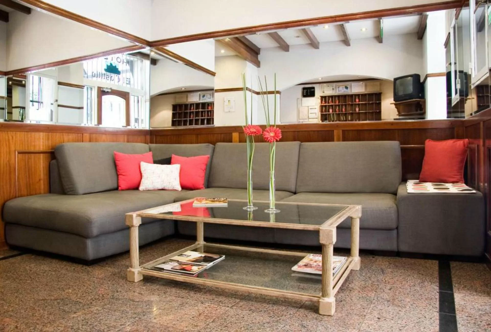 Petit Recoleta Suites