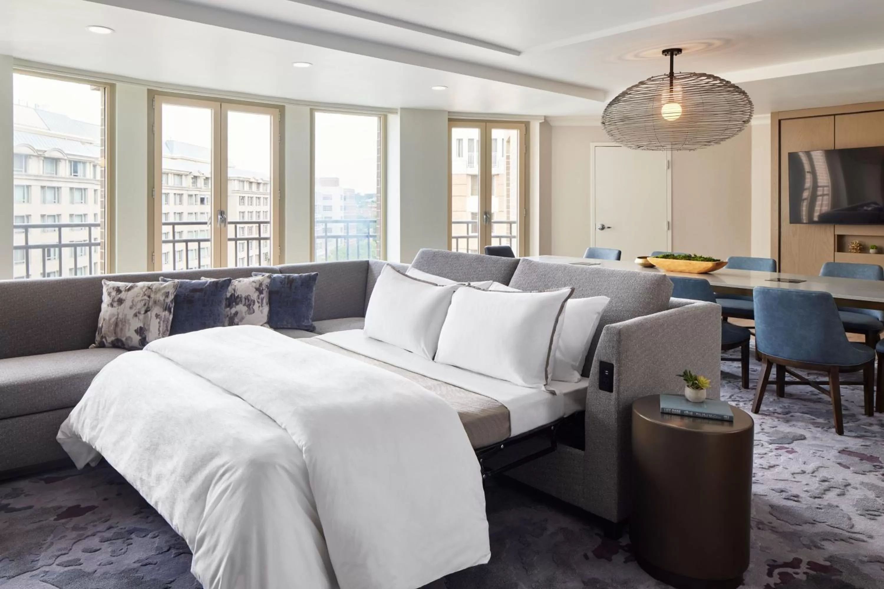 Living room, Bed in Westin Georgetown, Washington D.C.