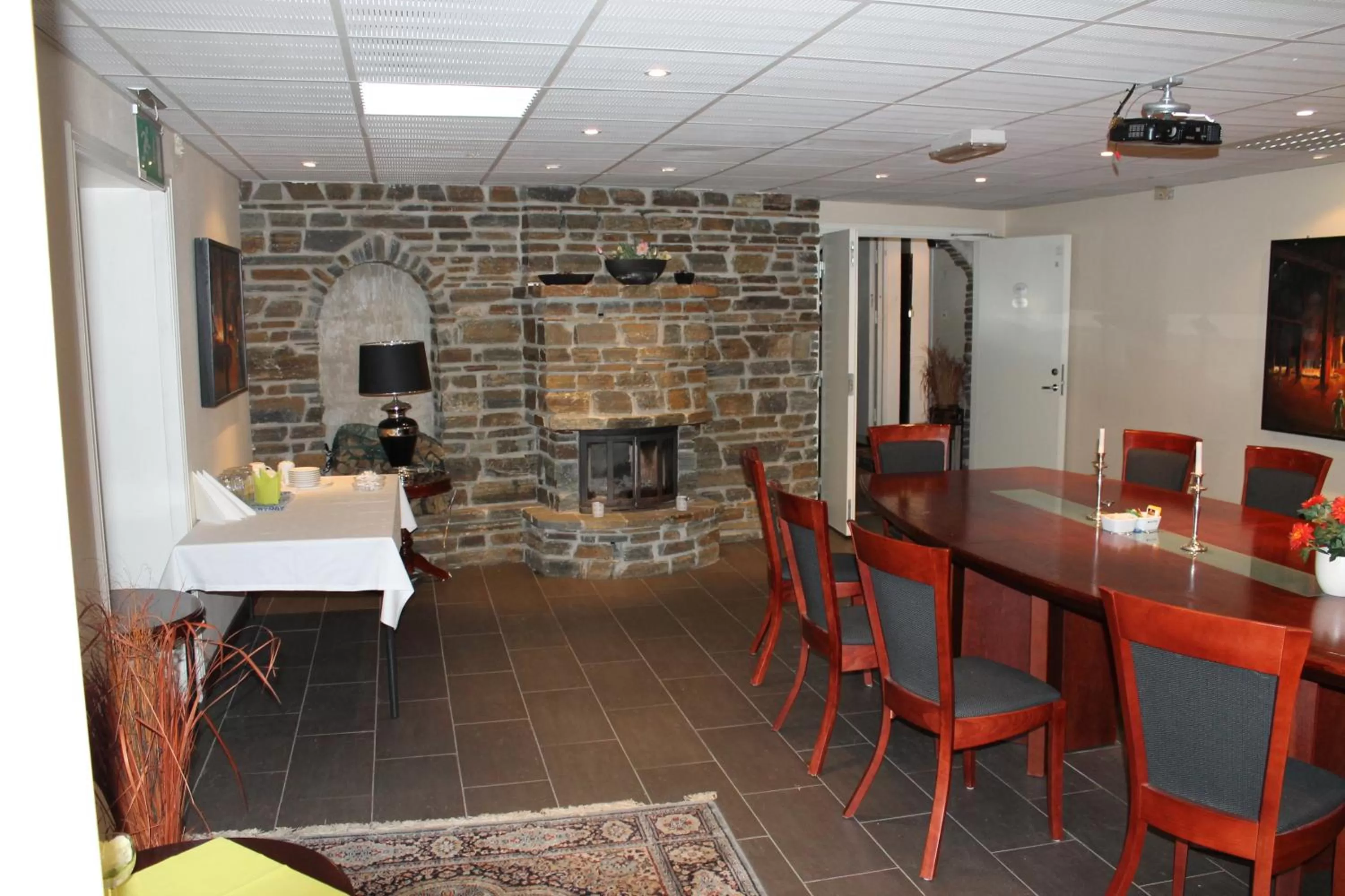 Dining area in Kløver Hotel