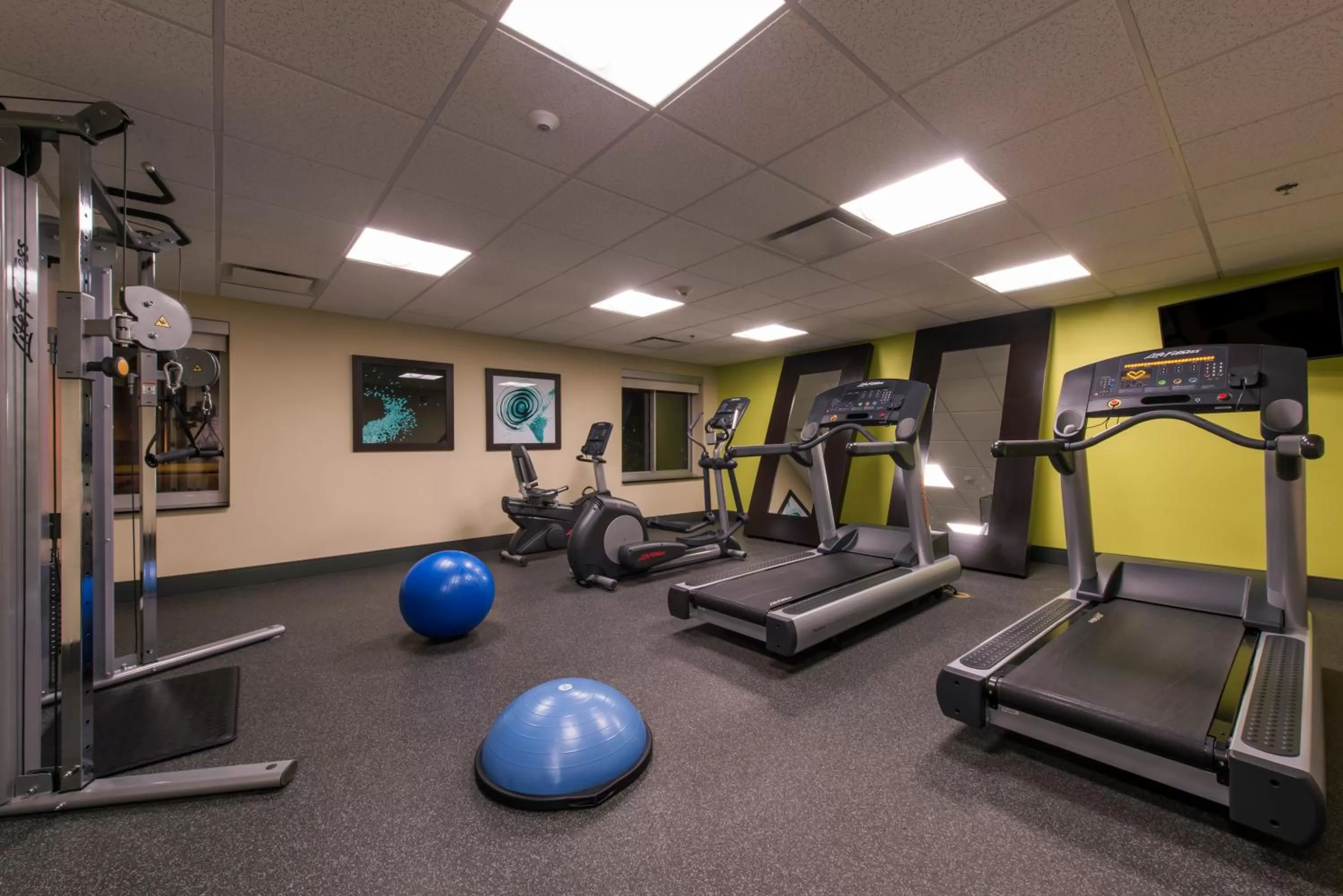 Spa and wellness centre/facilities in Holiday Inn Express & Suites Colorado Springs Central by IHG