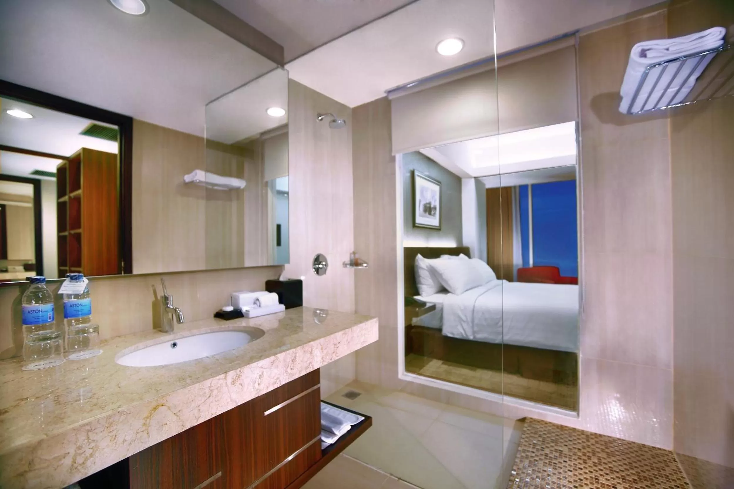 Bathroom, Bed in Aston Madiun Hotel & Conference Center