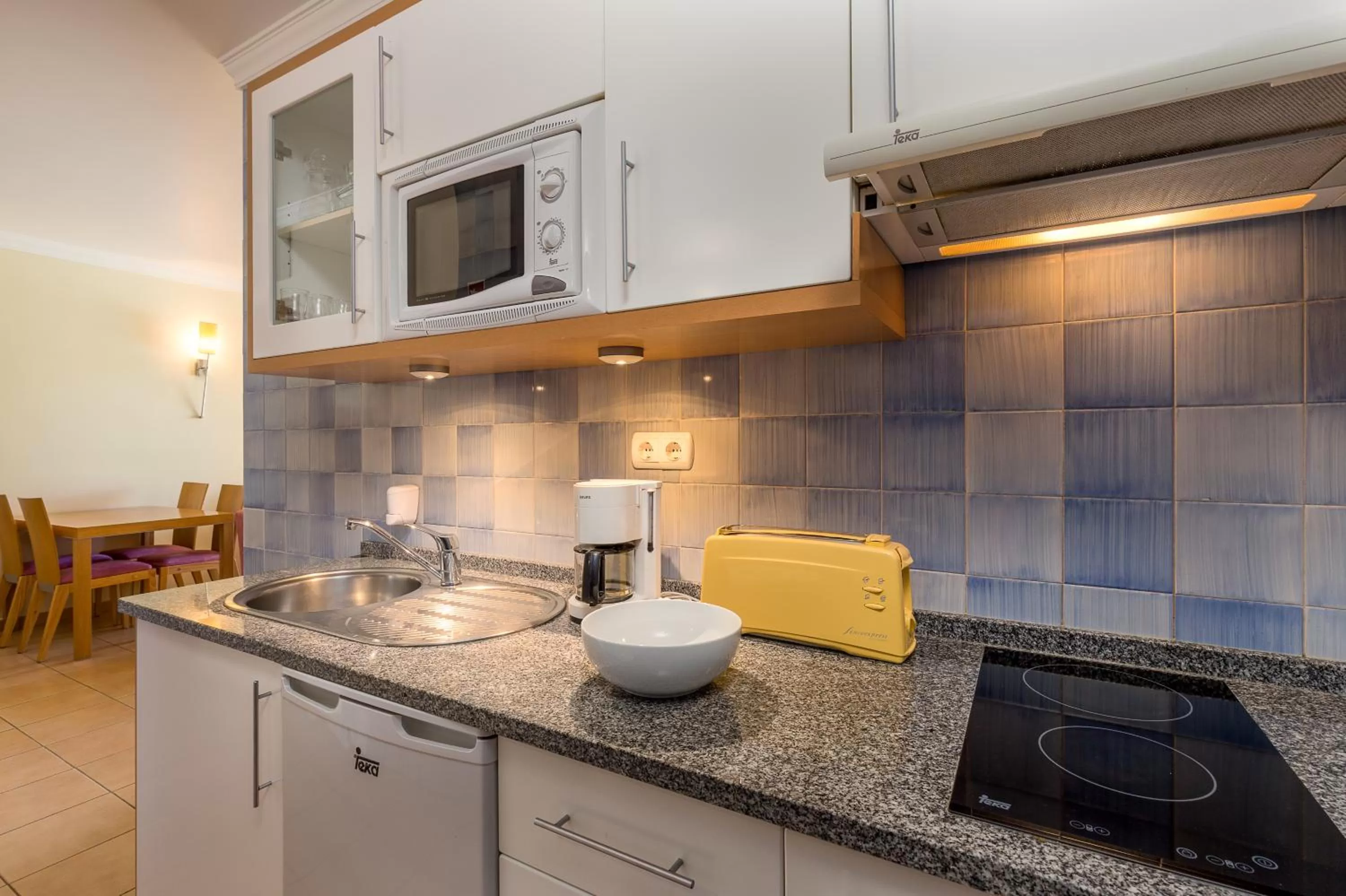 Kitchen or kitchenette in Hotel Apartamento Dunamar