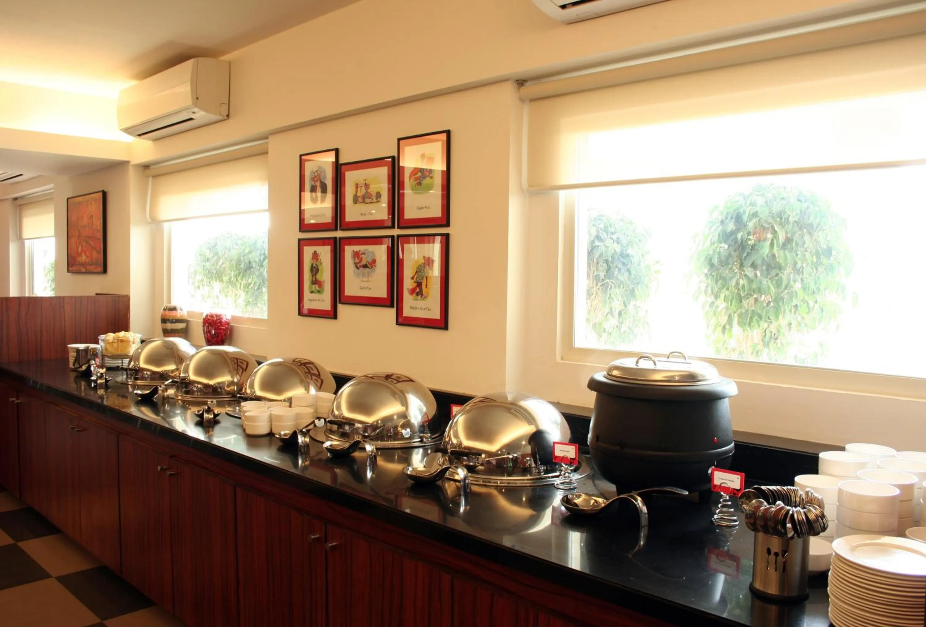 Restaurant/places to eat in Red Fox by Lemon Tree Hotels, Jaipur