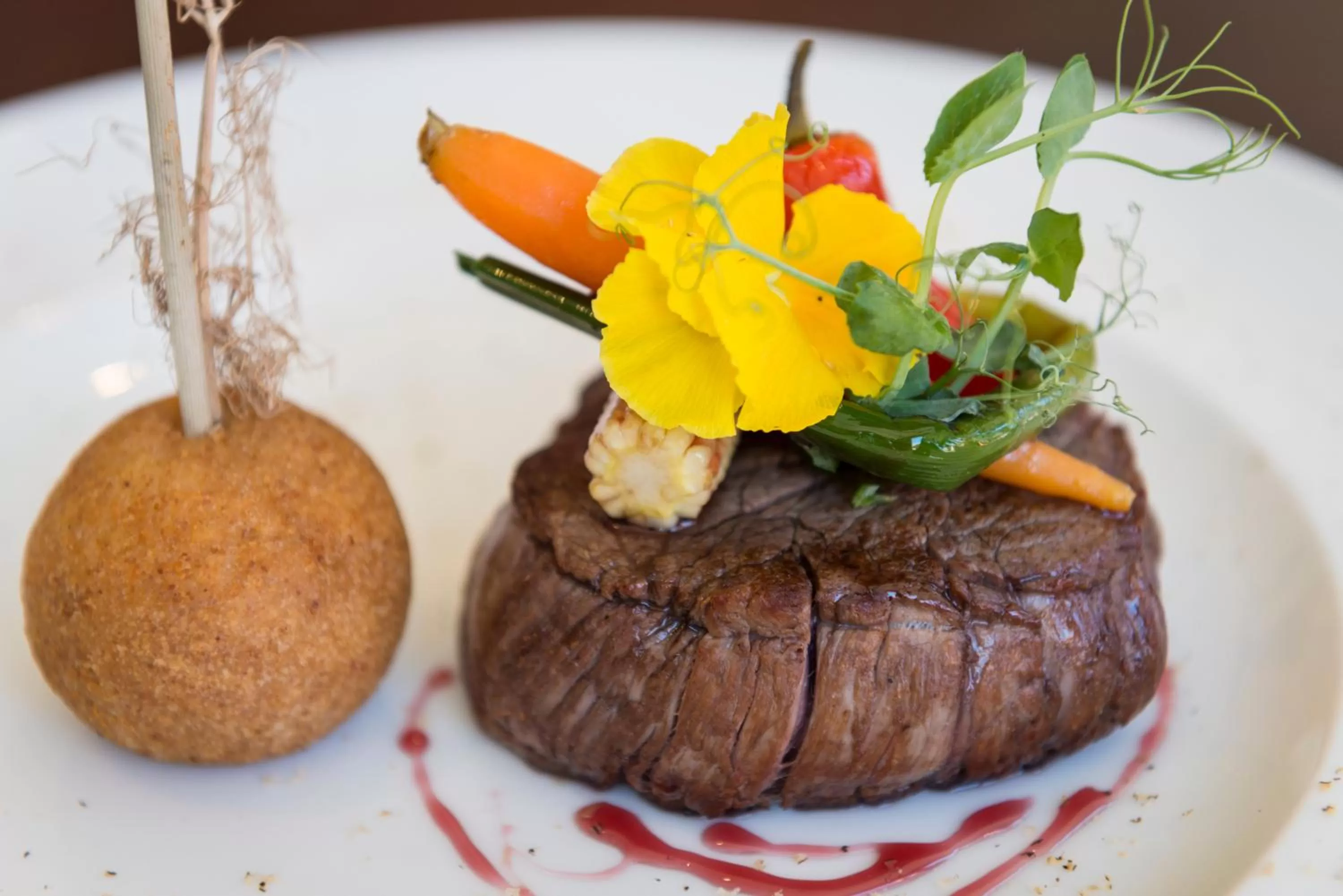 Restaurant/places to eat in Hôtel Aux Vieux Remparts