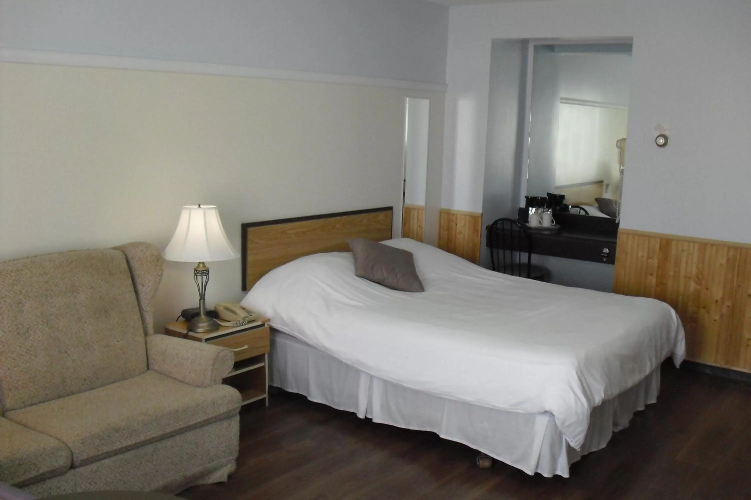 Bed in Auberge La Diligence