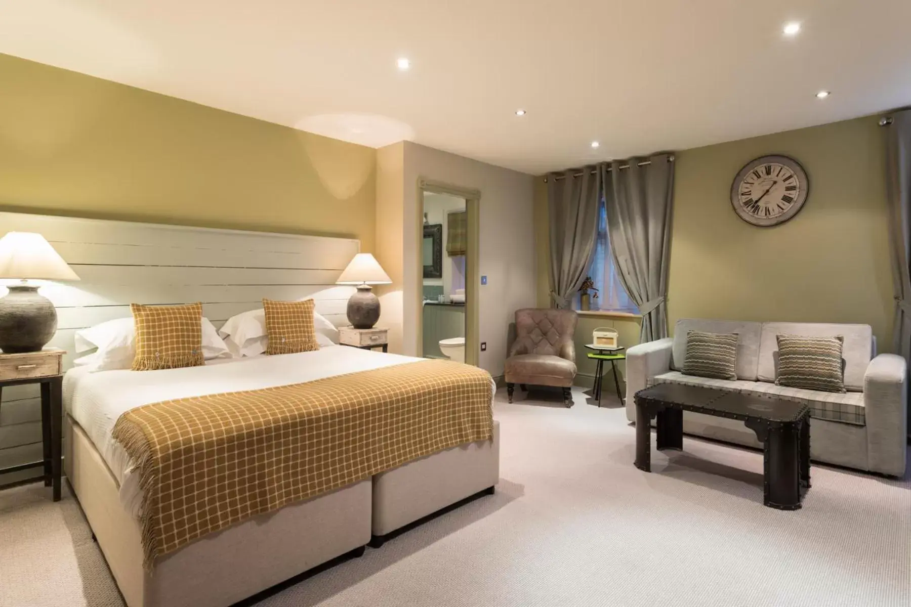 Family Room in The Florentine Family Room in The Florentine