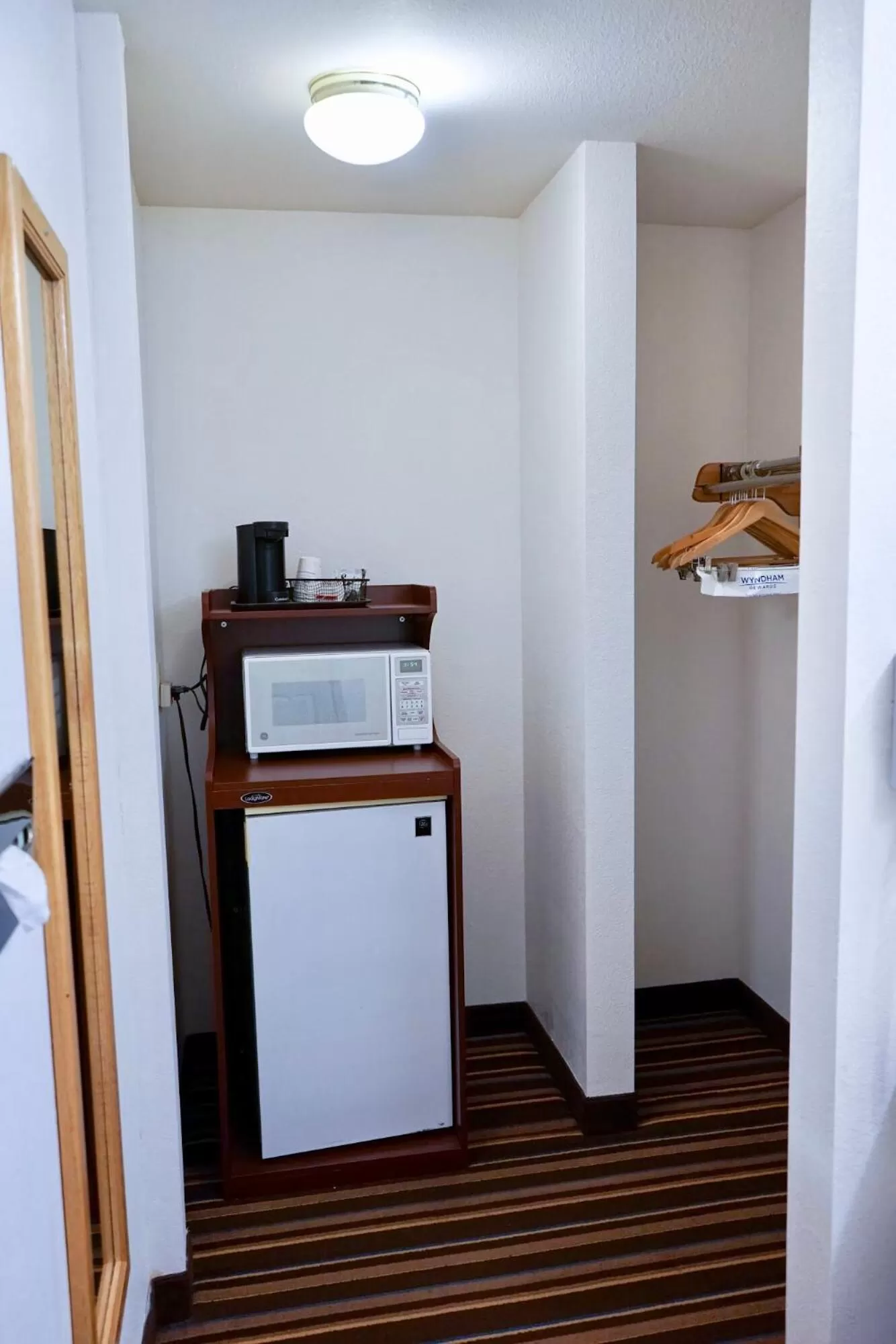 Howard Johnson by Wyndham Salinas