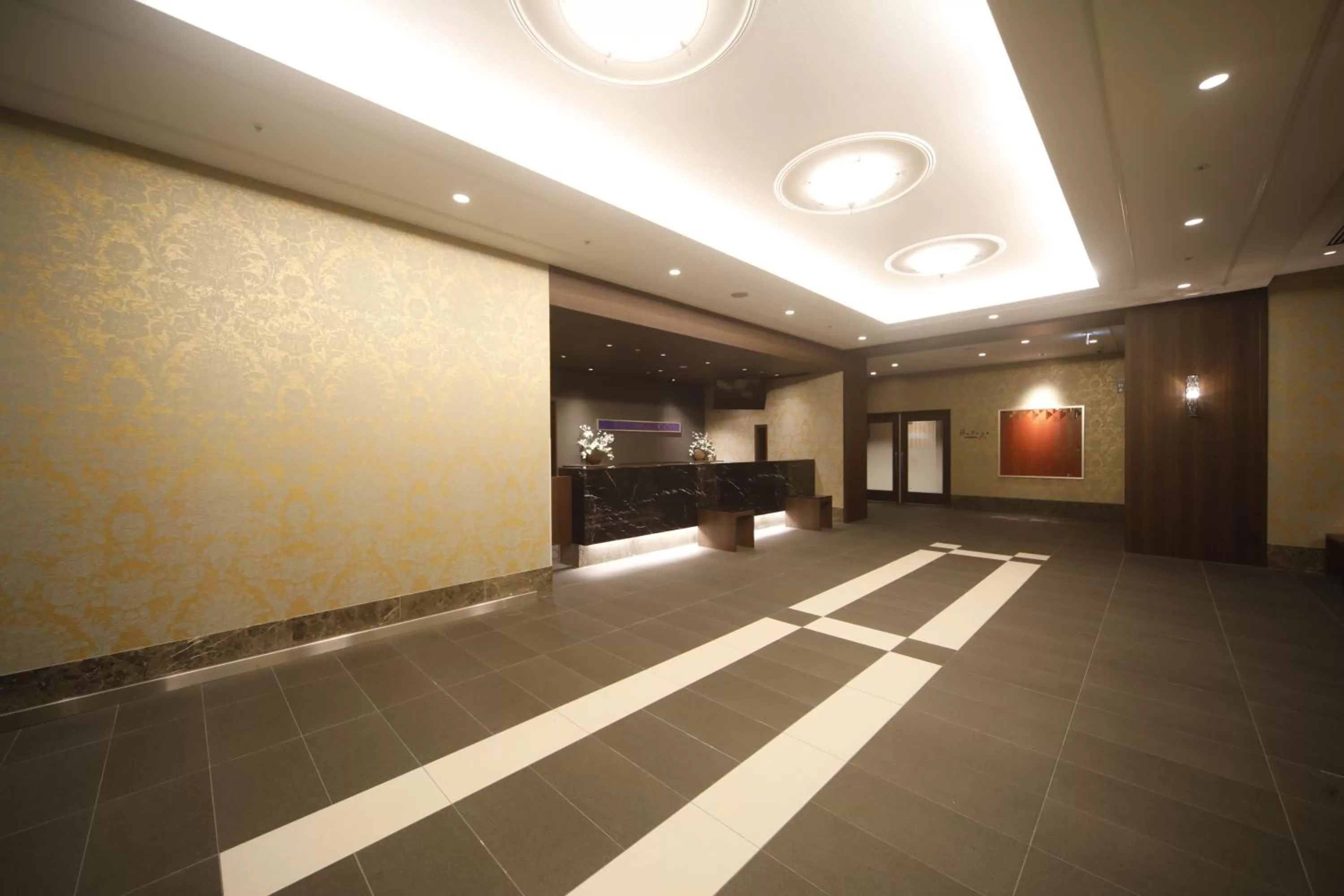 Lobby or reception in Dormy Inn Premium Osaka Kitahama
