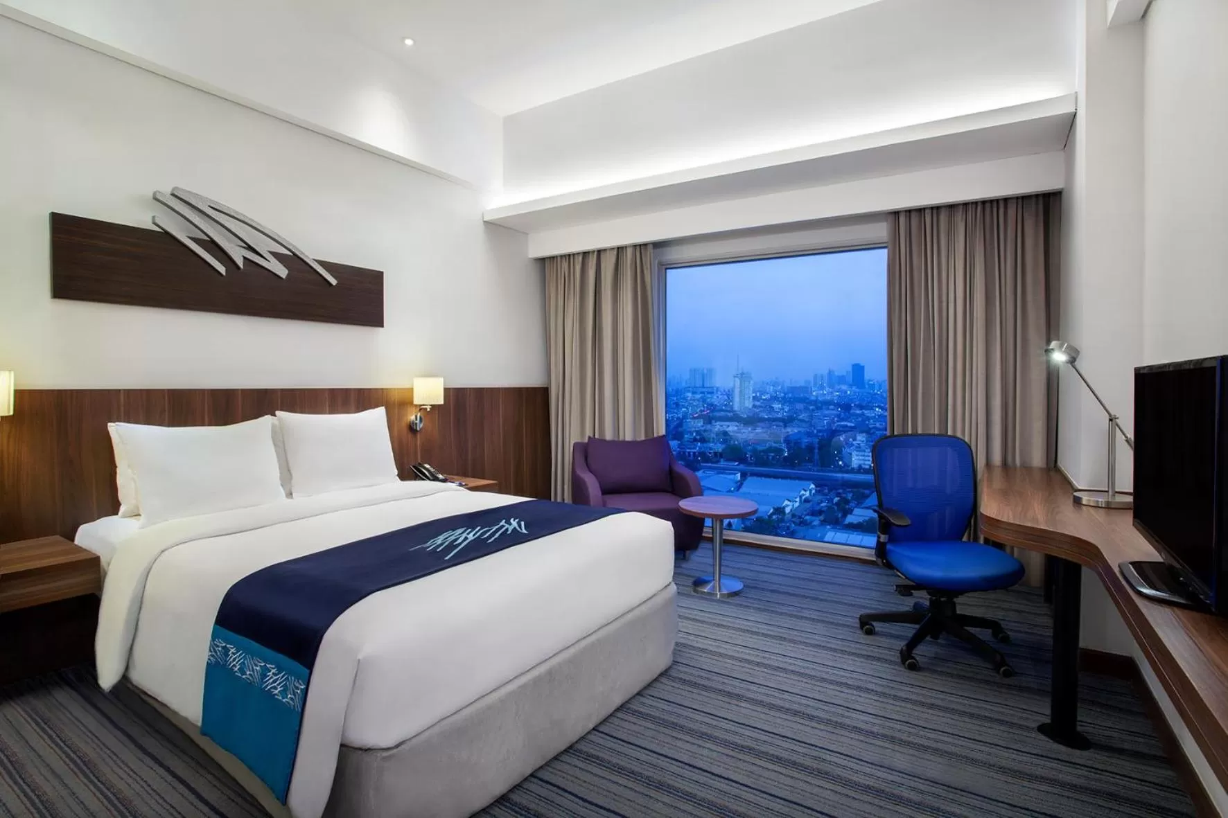 Bedroom, Bed in Holiday Inn Express Jakarta Pluit Citygate by IHG