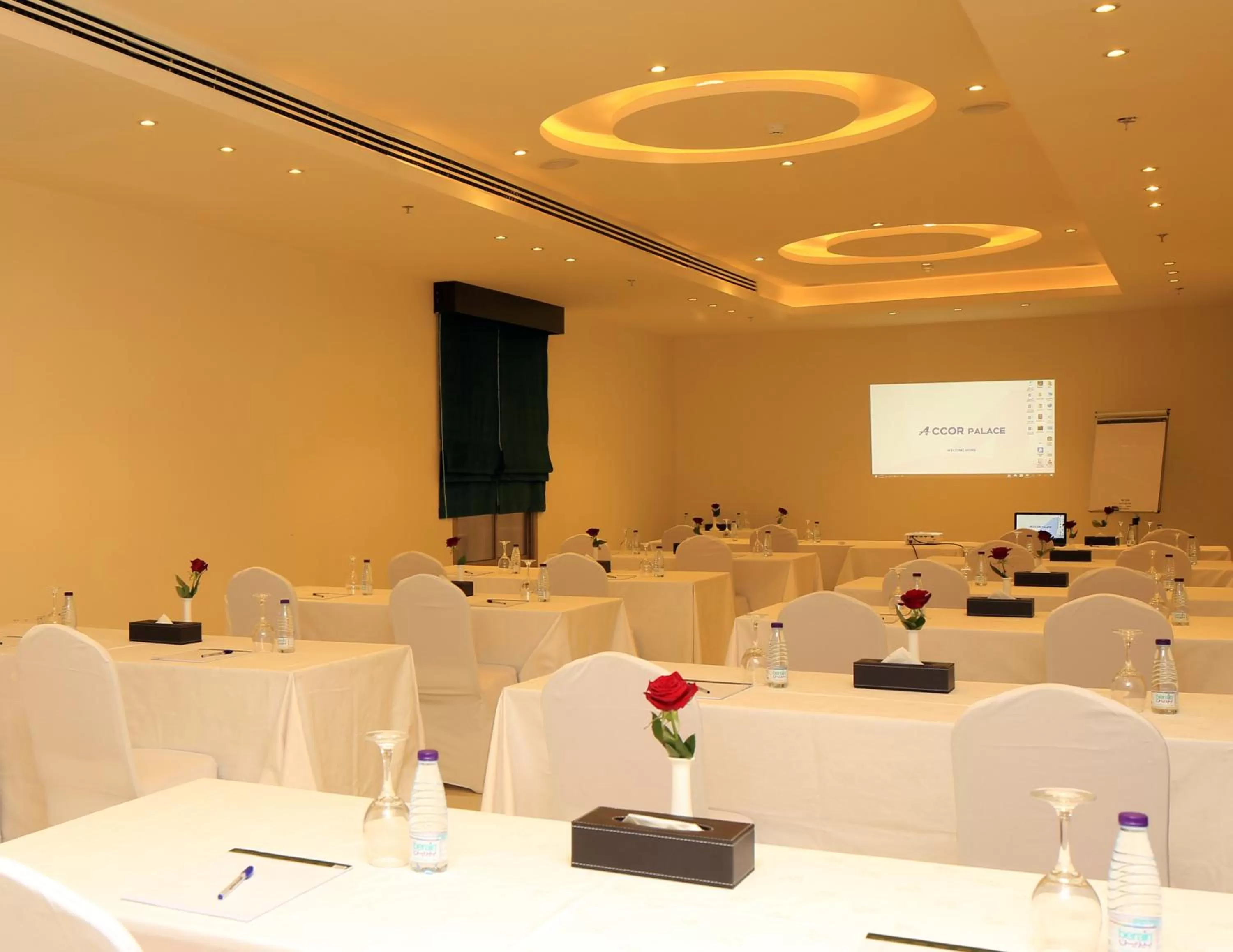 Meeting/conference room in Innyar Hotel