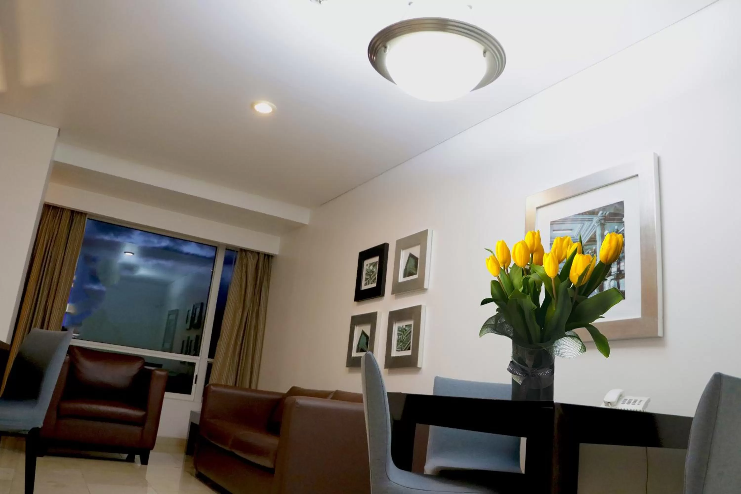 Living room in Hotel & Suites PF