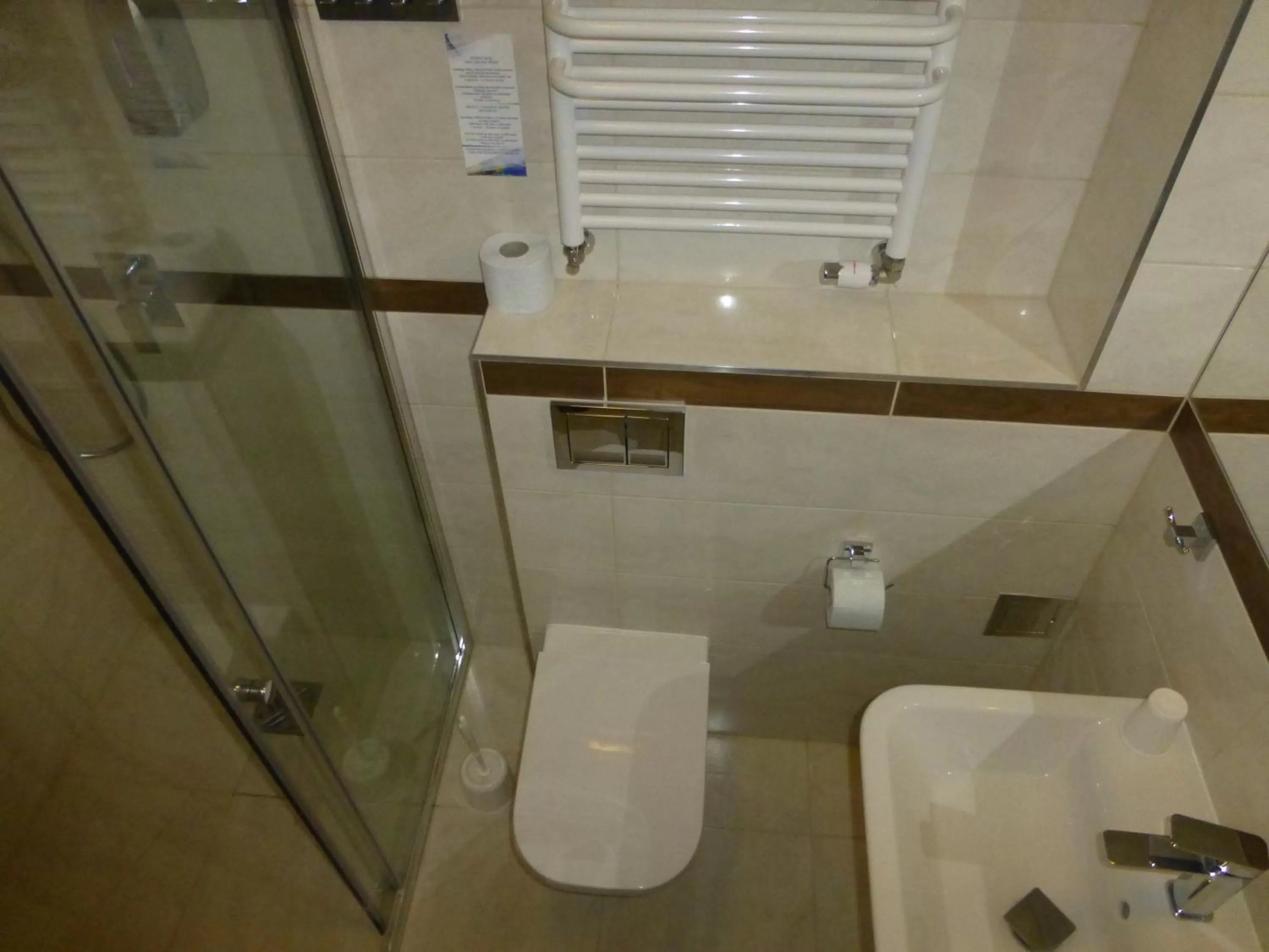 Toilet in Hotel Giżycko