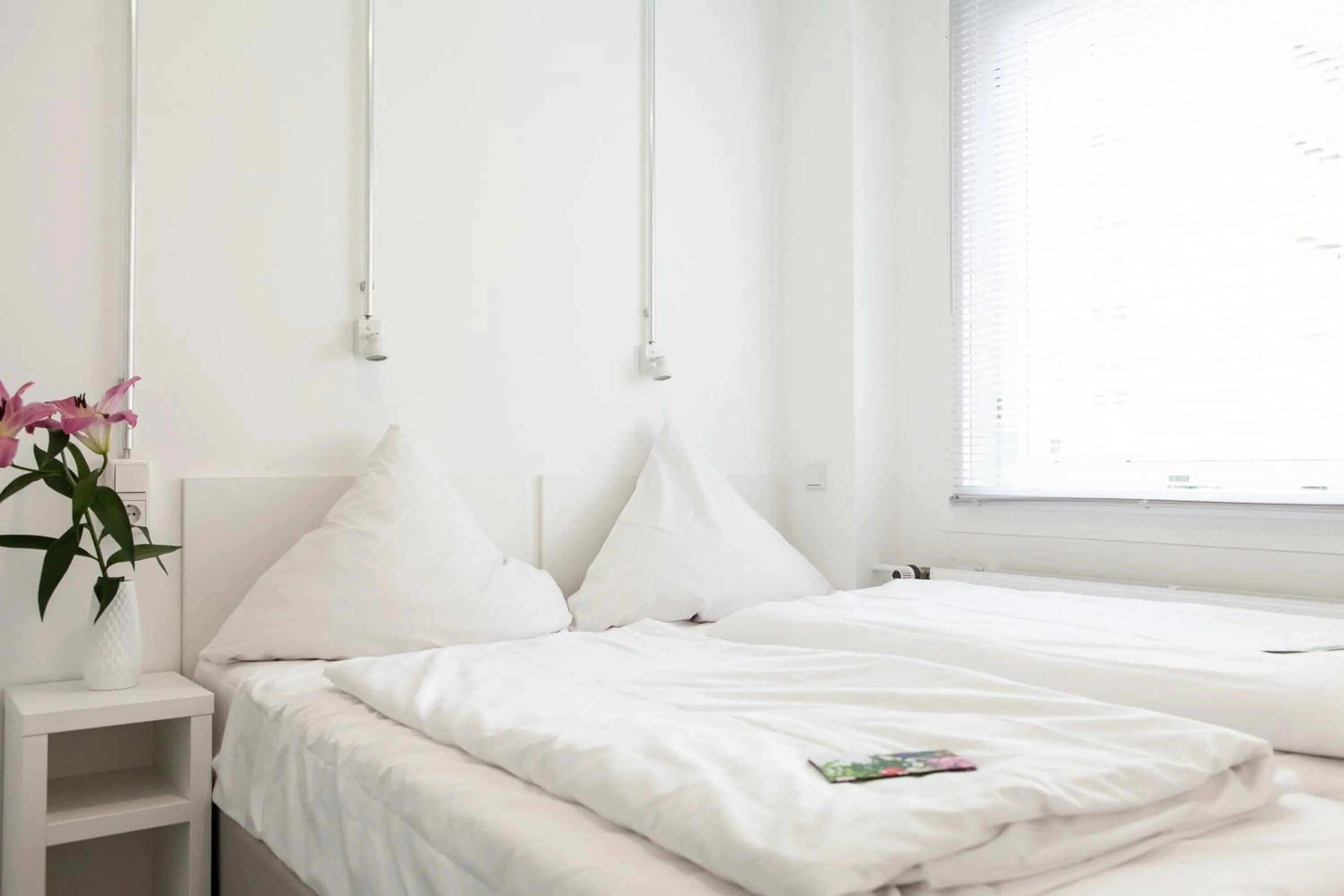 Bed in BNB near Brandenburg Gate - Rooms & Apartments