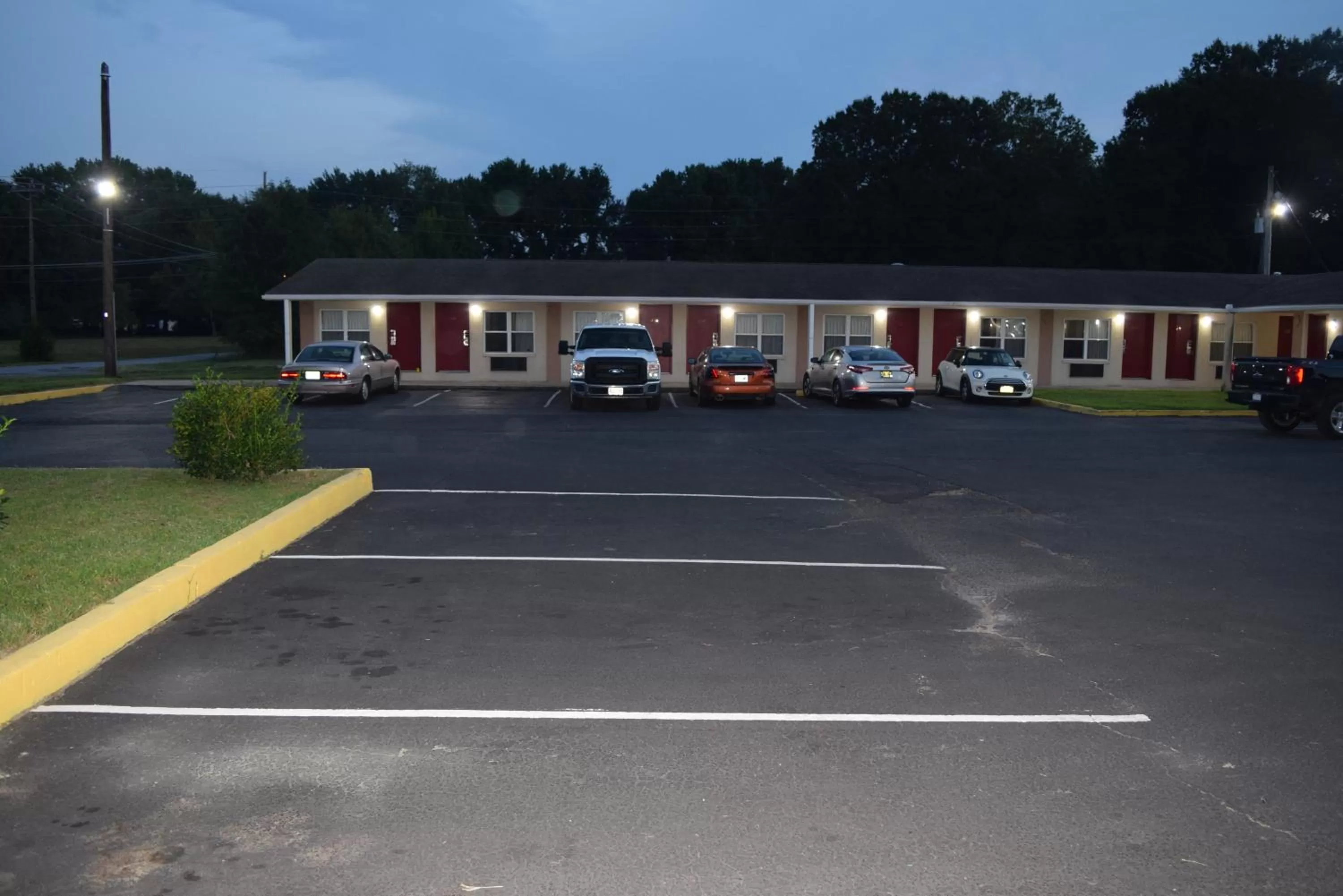 Property building in White Oaks Motel Pennsville/Carneys Point