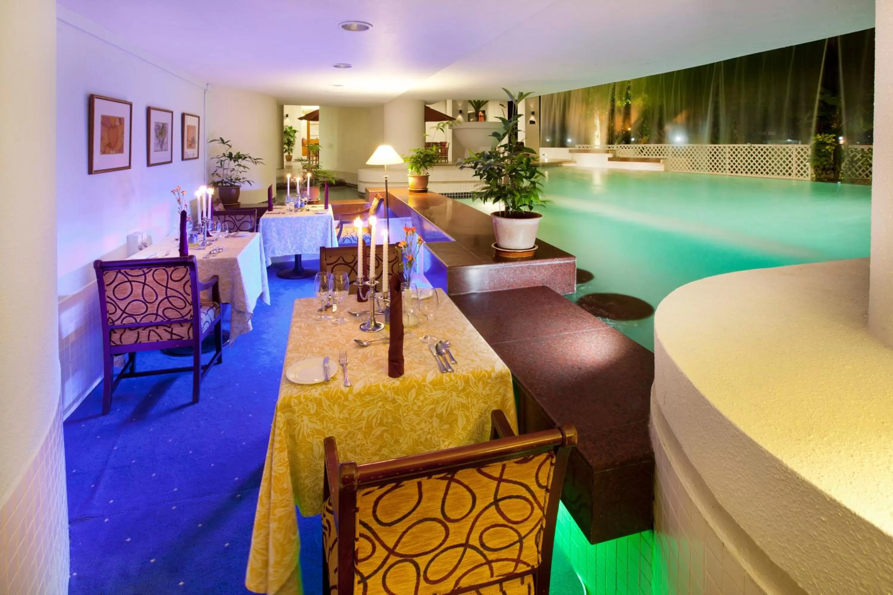 Restaurant/places to eat in Dorsett Grand Labuan