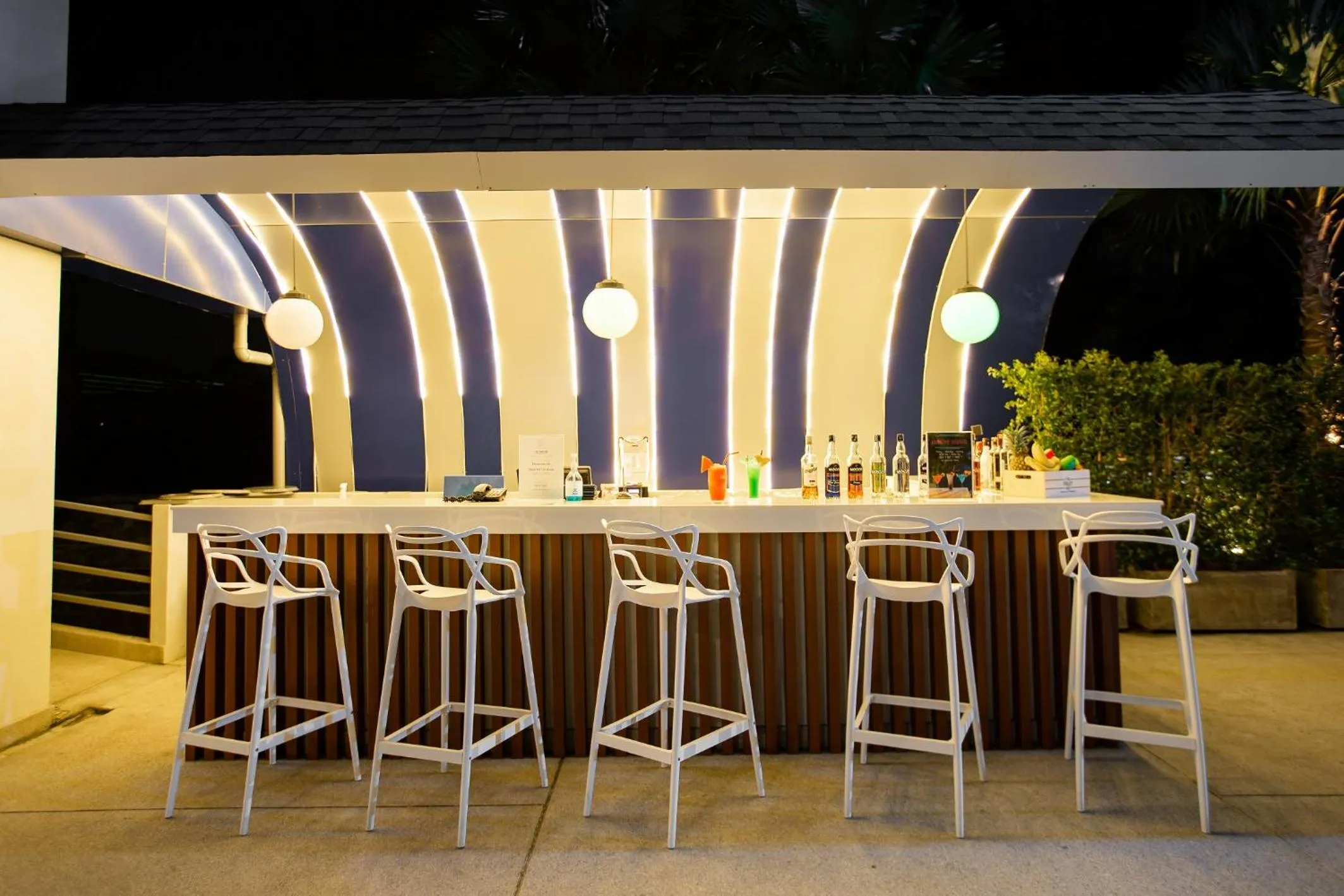 Lounge or bar in Seabed Grand Hotel Phuket - SHA Extra Plus