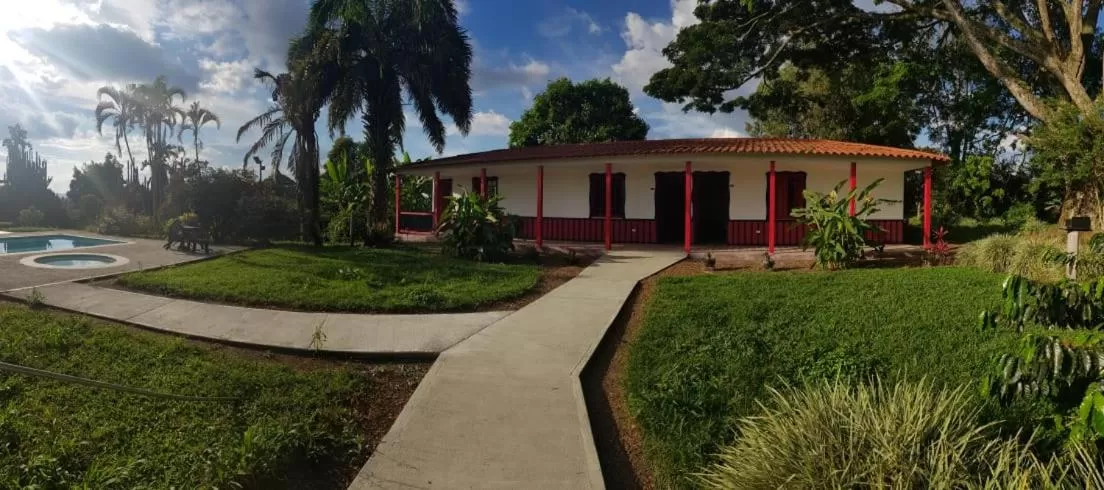 Property Building in Finca Cafetera El Balso