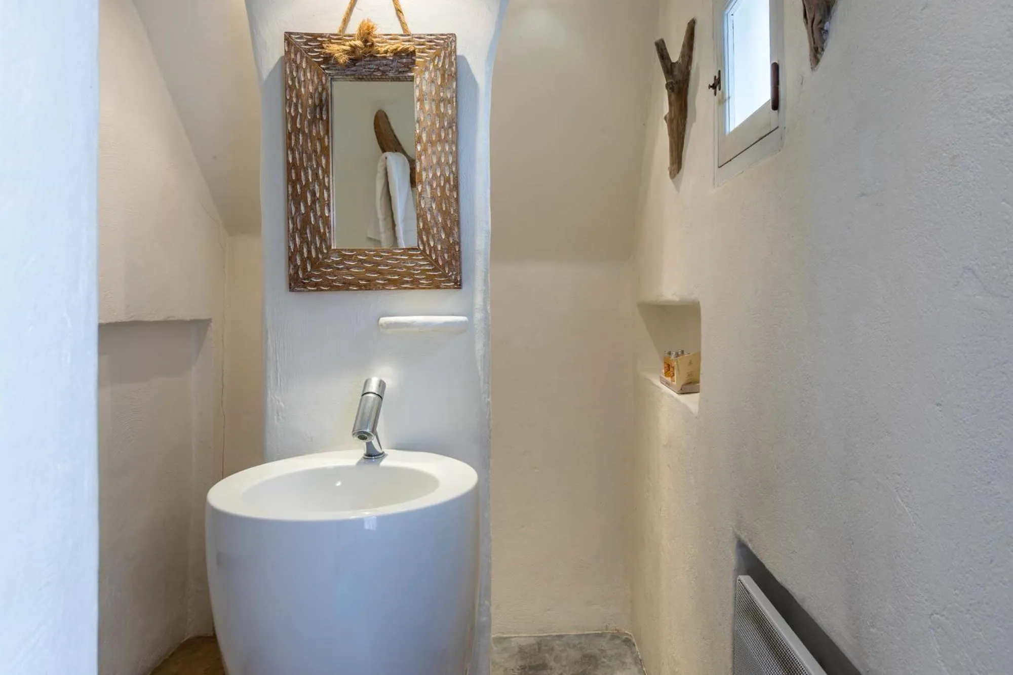 Cabane de Gardian Double Room in Auberge Cavaliere du Pont des Bannes