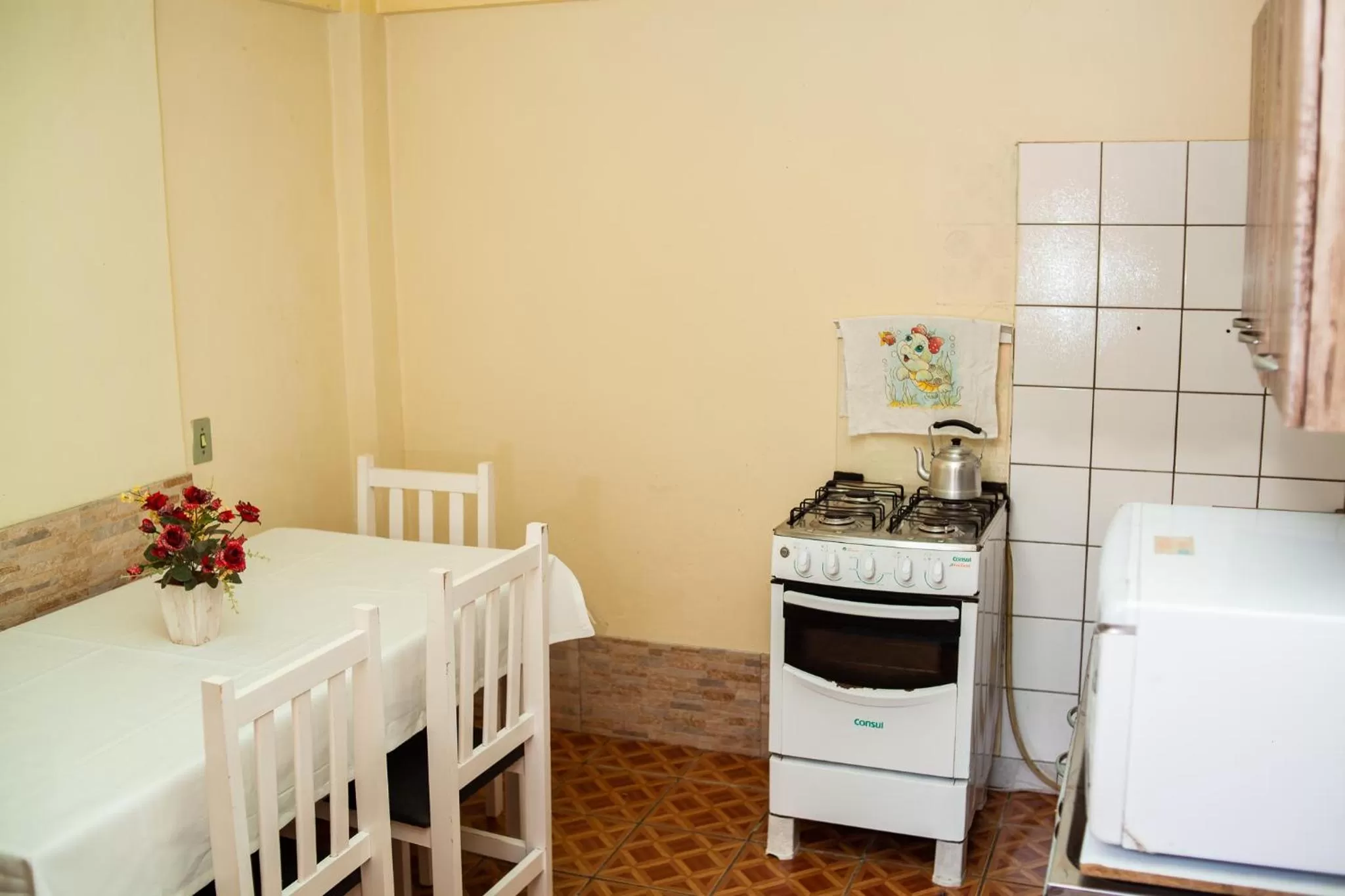 Communal kitchen, Kitchen/Kitchenette in Pousada Barth