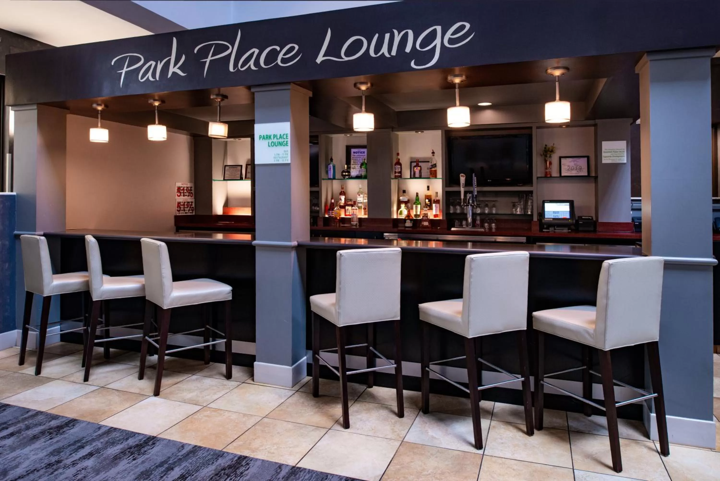 Restaurant/places to eat in Holiday Inn Hotel and Suites Beaumont-Plaza I-10 & Walden by IHG