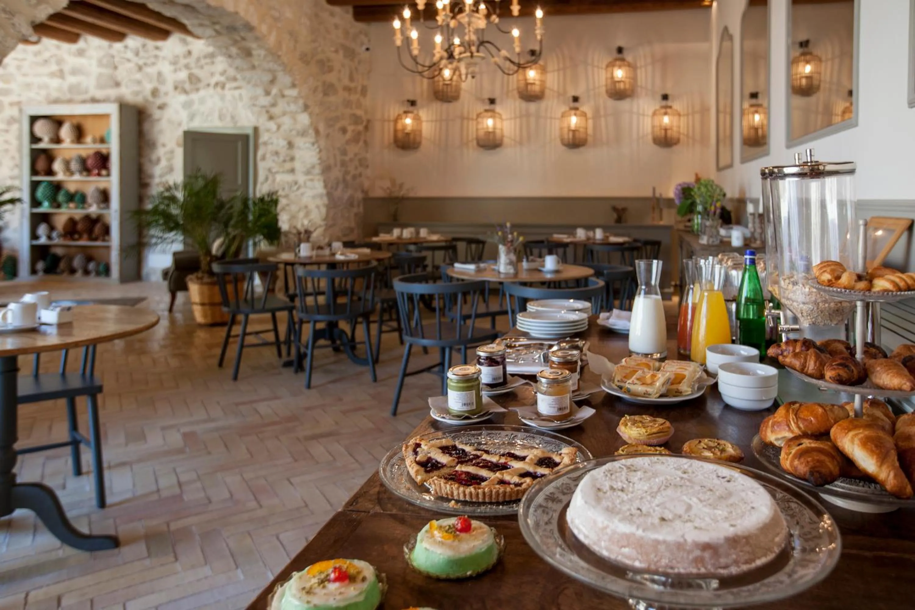 Restaurant/places to eat in Masseria Agnello