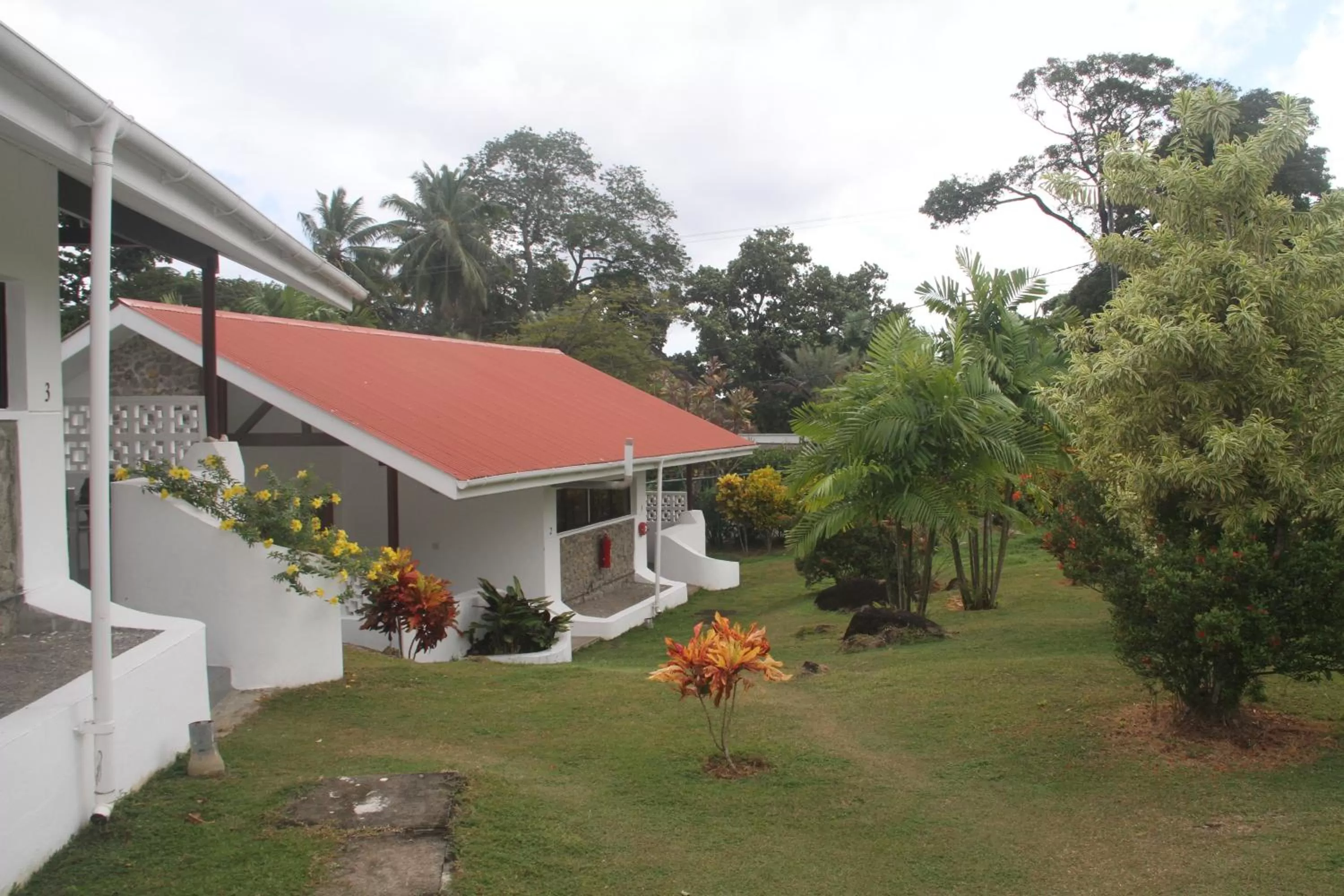 Property Building in Daniella's Bungalows