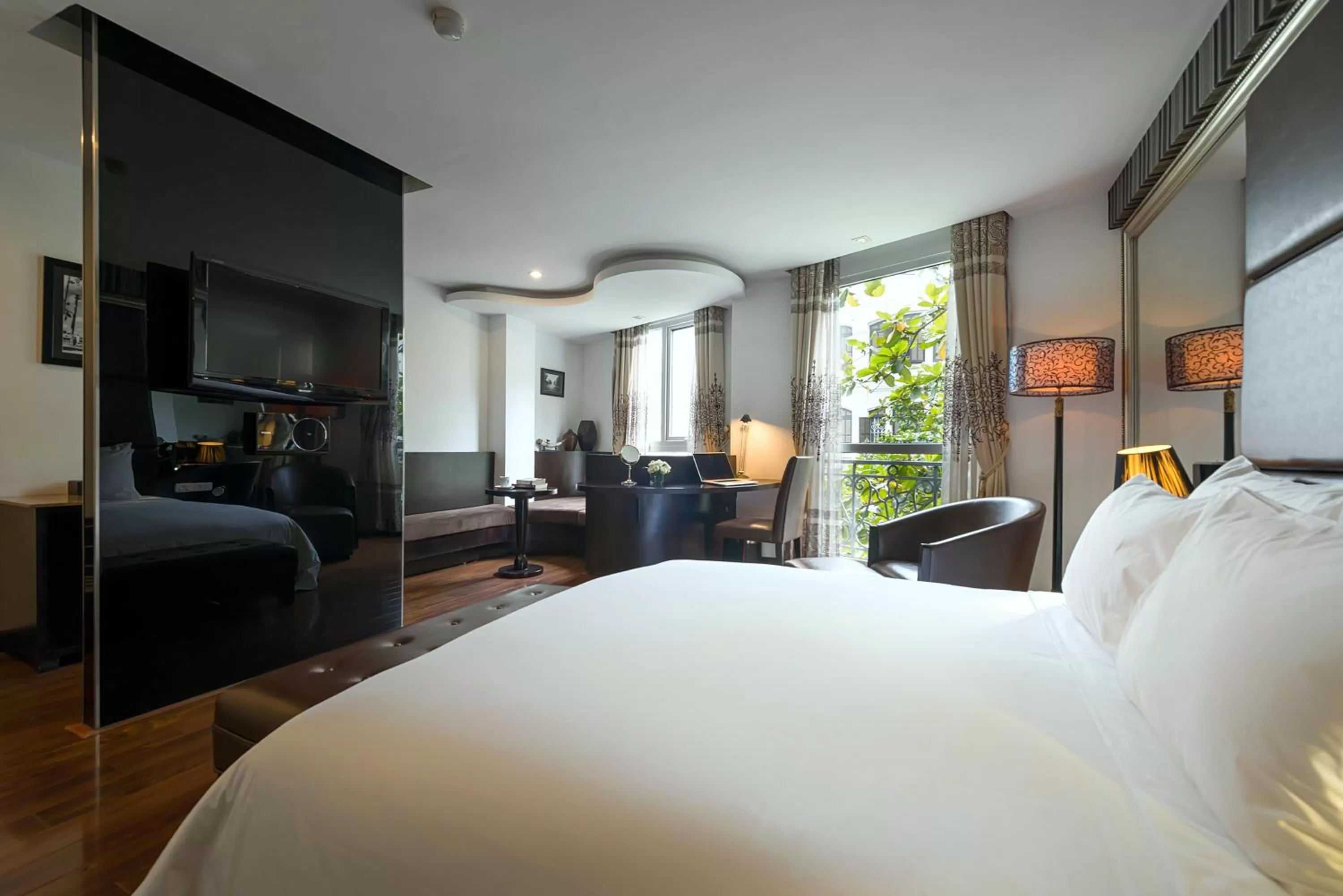 Photo of the whole room, Bed in La Nueva Boutique Hotel Hanoi & Spa