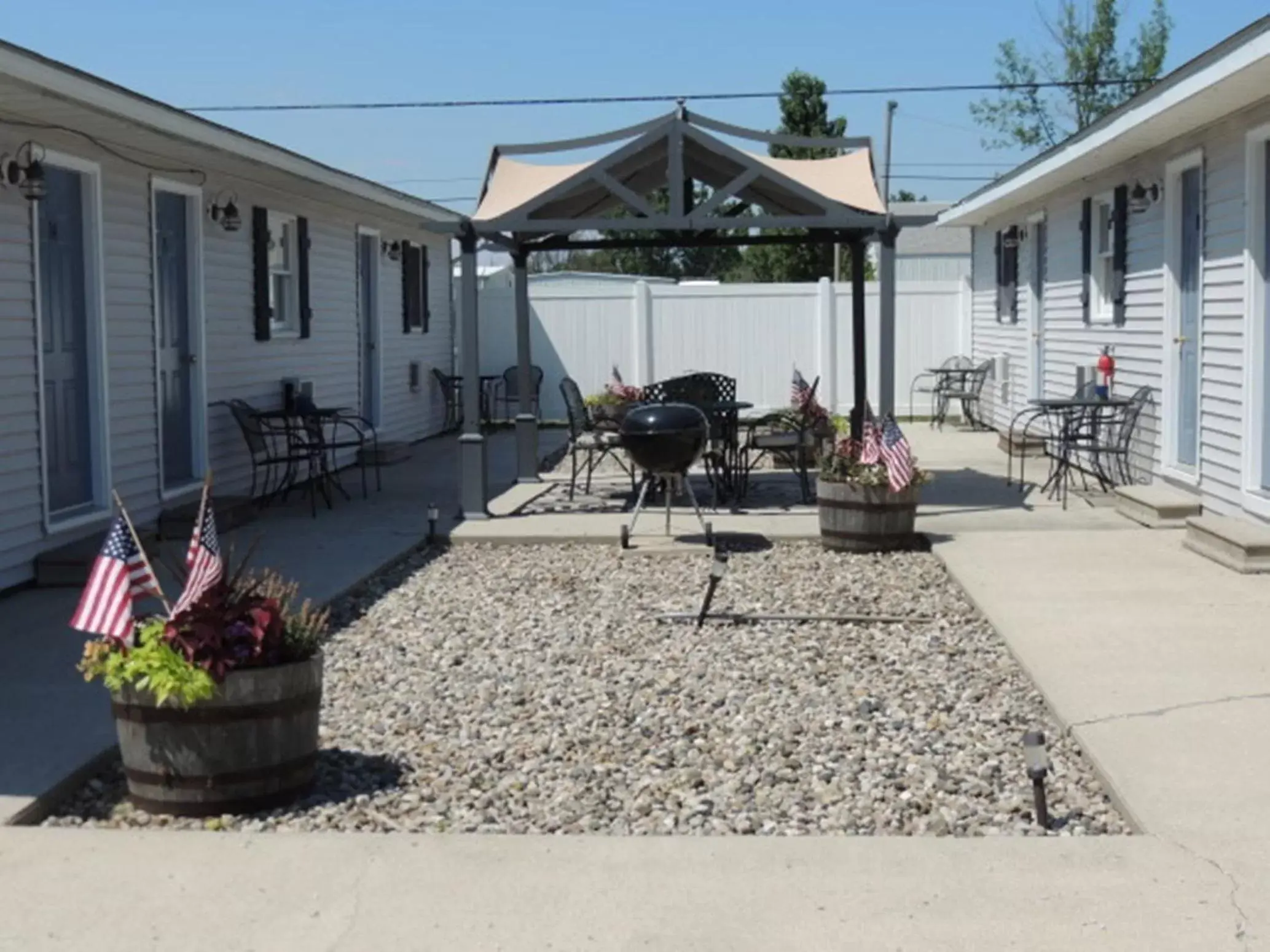 Double Room with Two Double Beds in White Caps Motel and RV Park Double Room with Two Double Beds in White Caps Motel and RV Park