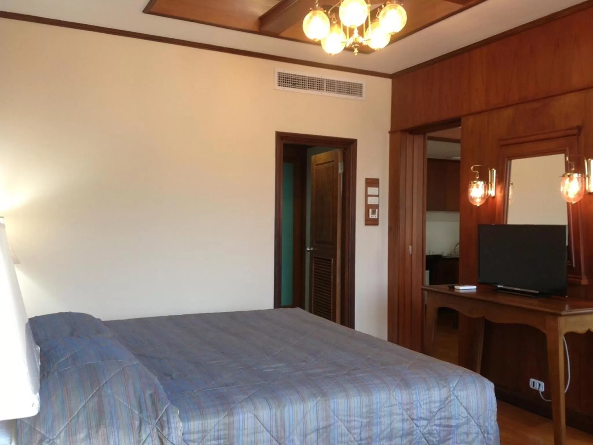 Bird's eye view, Bed in Chiang Mai Phucome Hotel