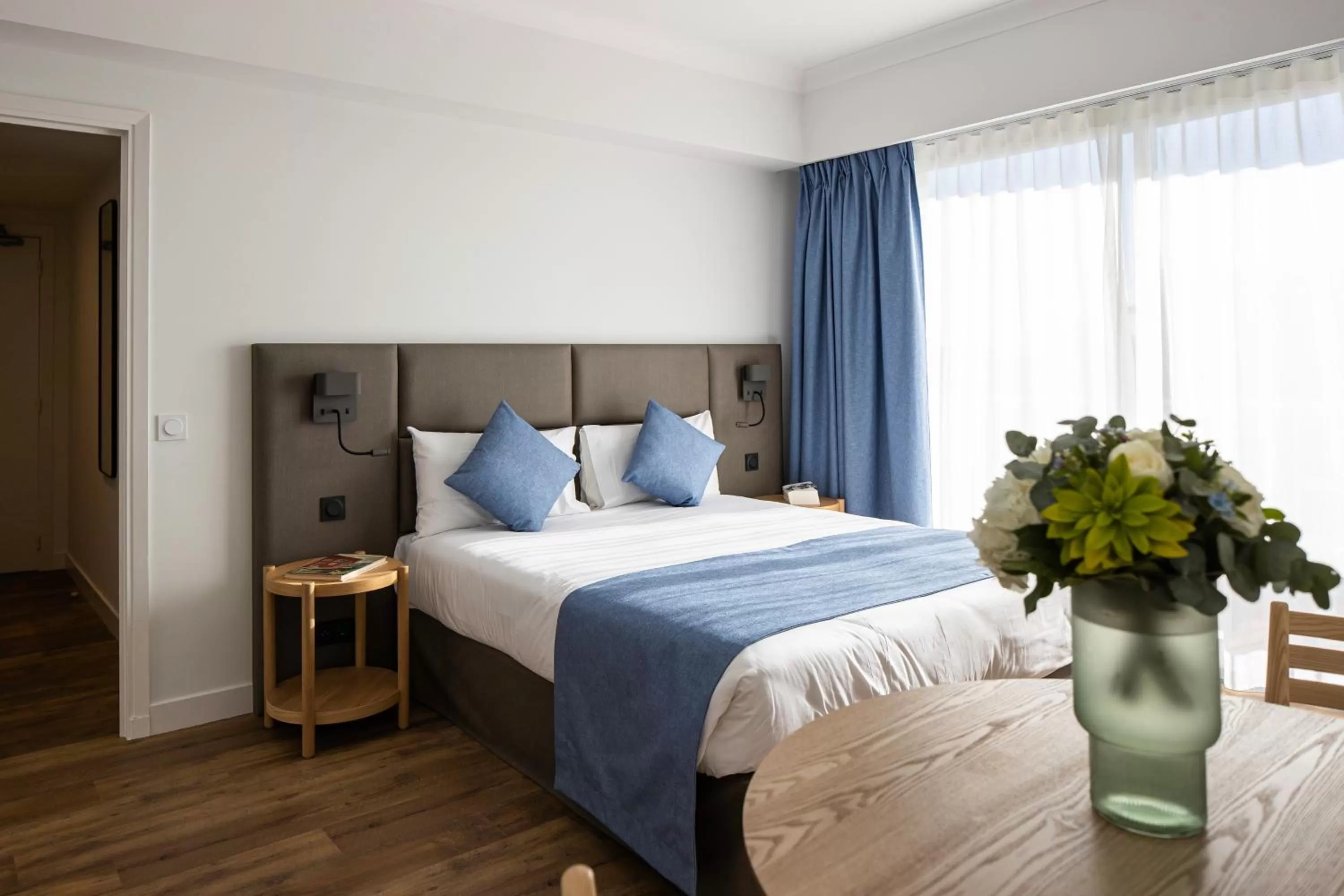 Bedroom, Bed in Résidence Carlton - Rénovée avec Piscine