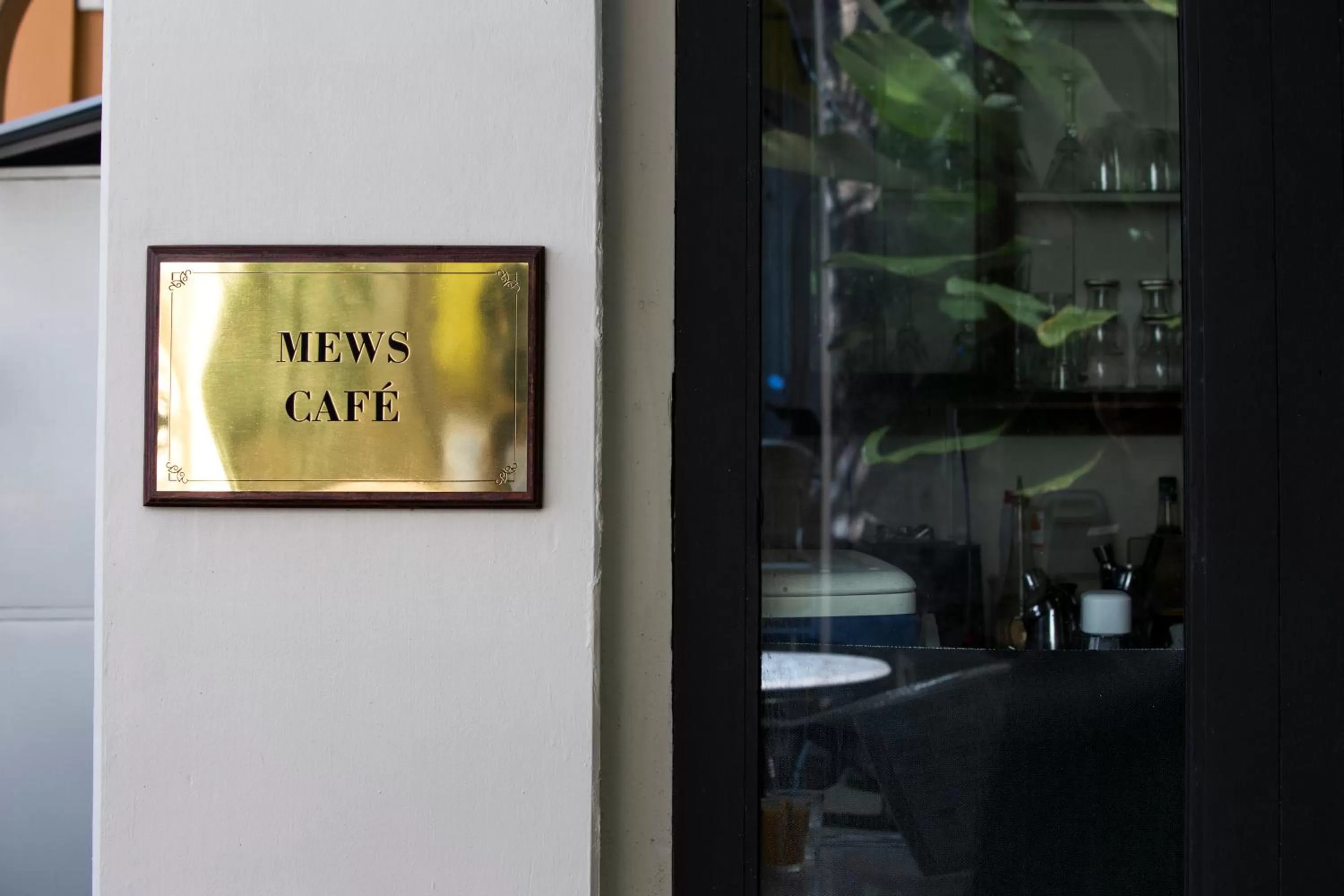 Restaurant/places to eat in Muntri Mews