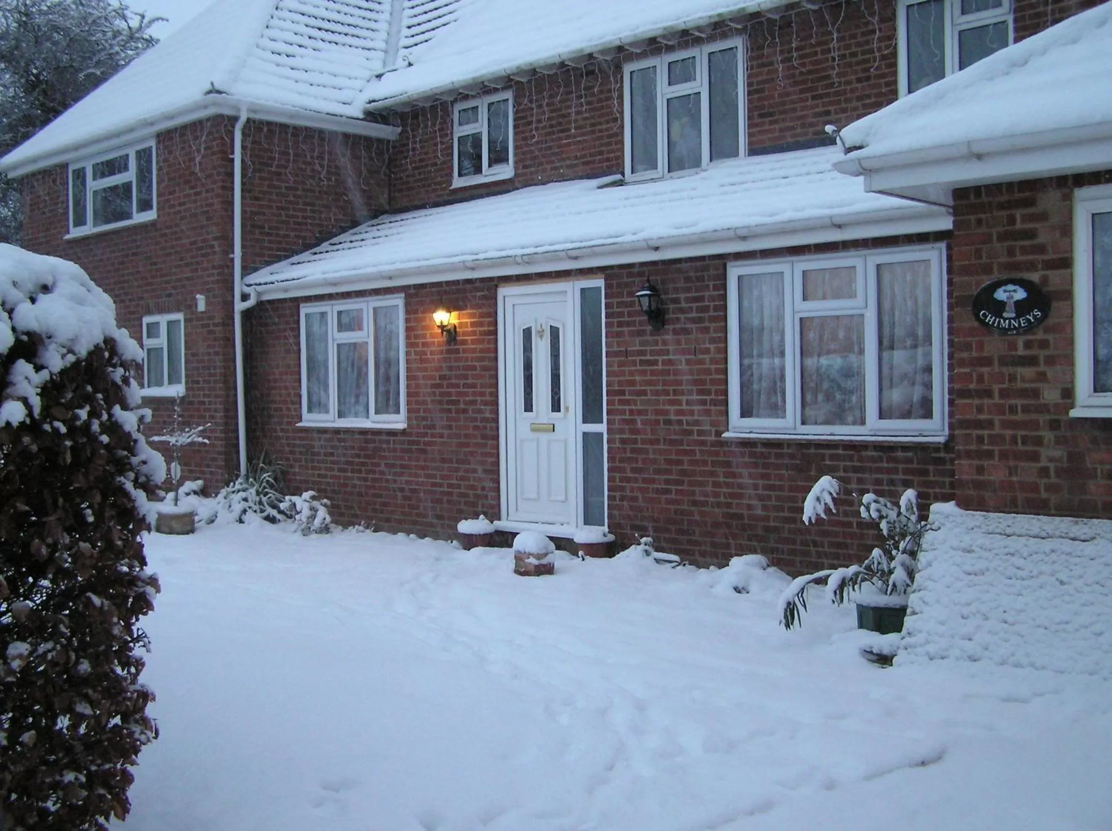Facade/entrance in Chimneys B&B