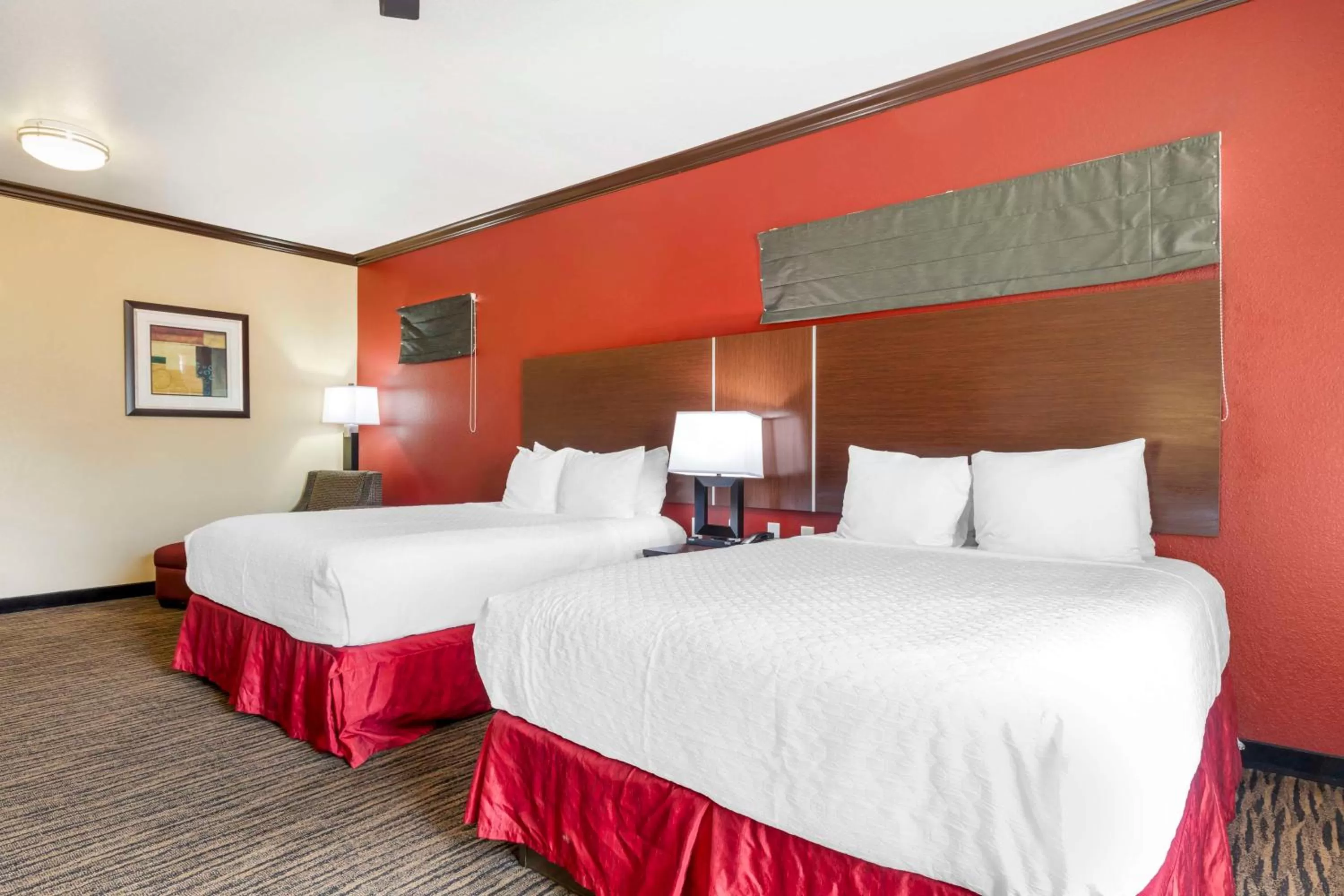 Quadruple Room with Bathtub - Disability Access/Non-Smoking in Best Western Plus Classic Inn and Suites