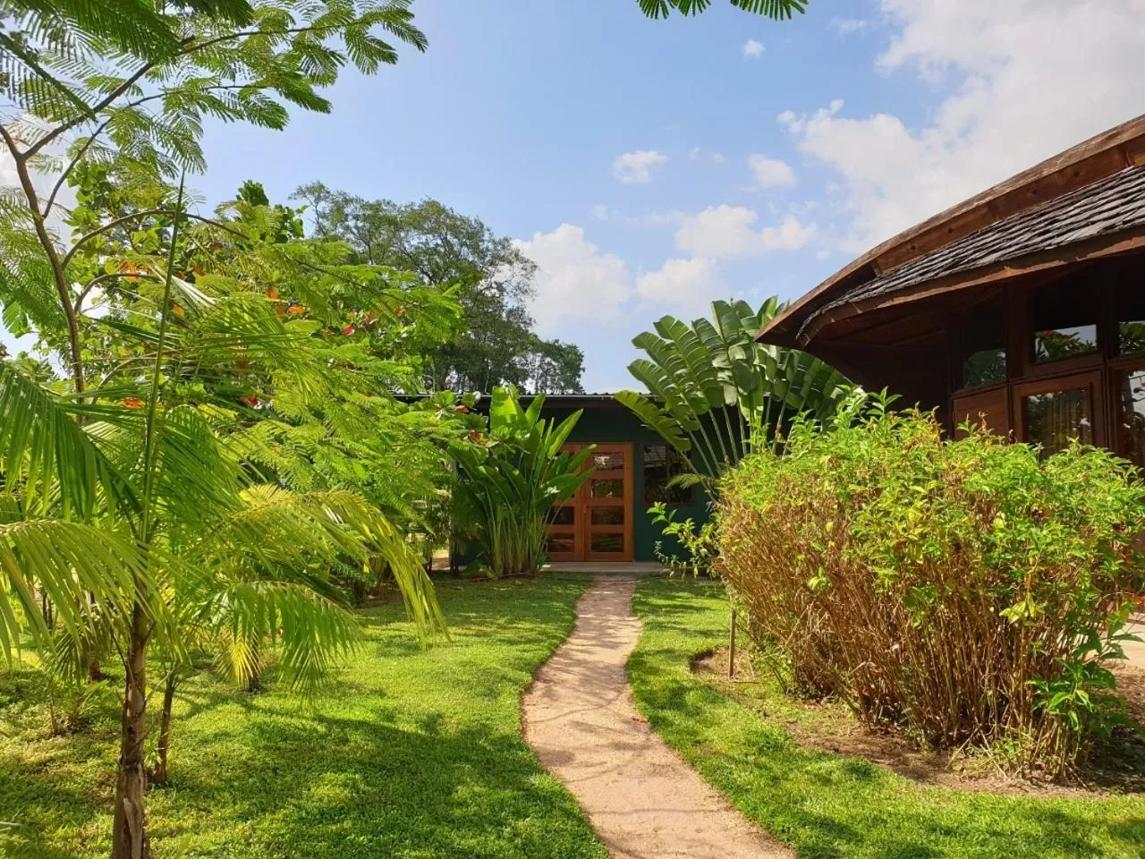 Facade/entrance in Houttuyn Wellness River Resort