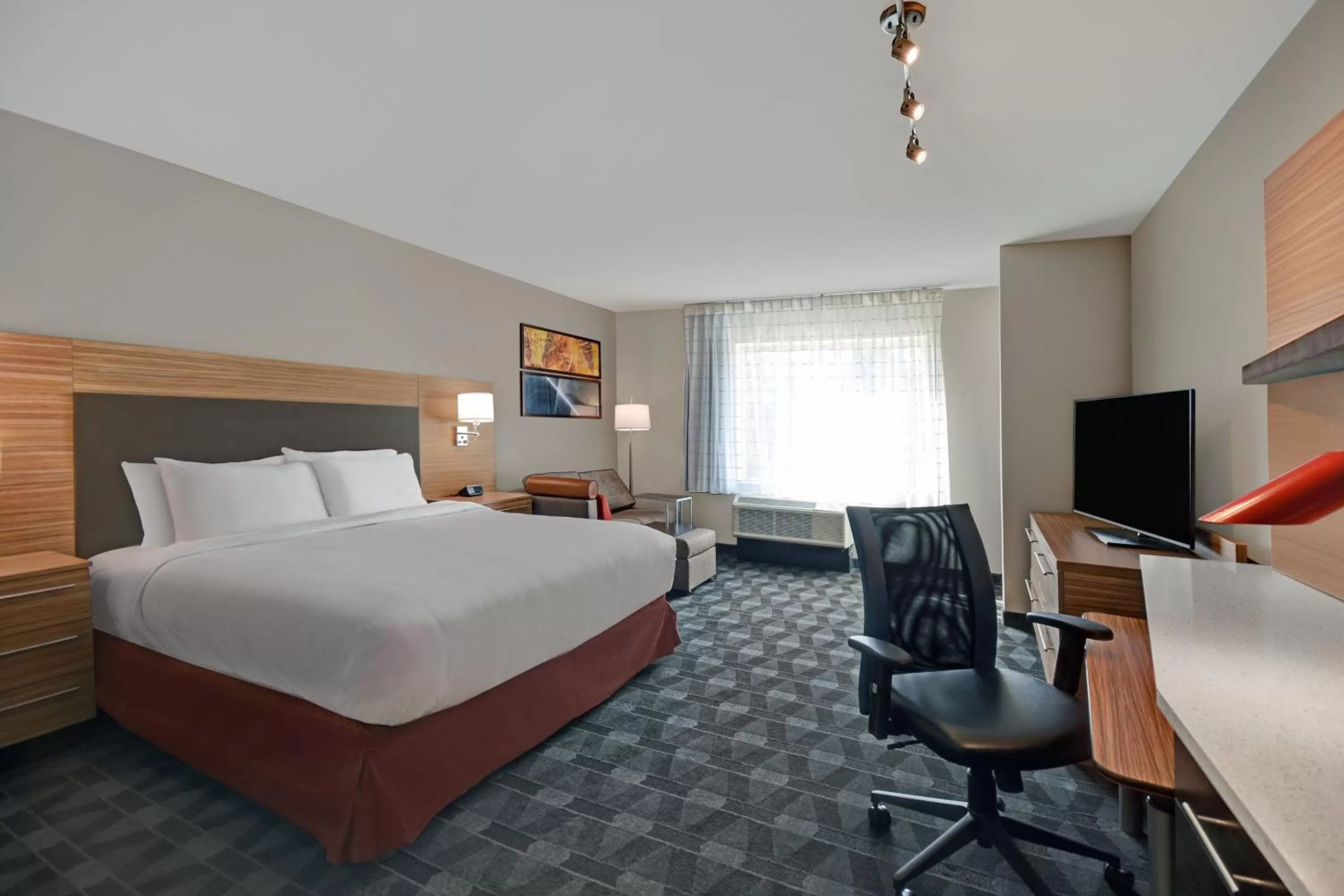 Bedroom, Bed in TownePlace Suites by Marriott Grand Rapids Wyoming