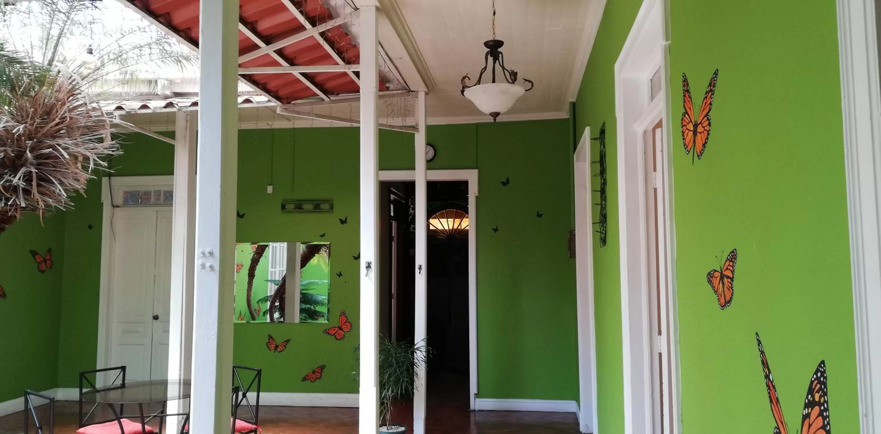 Casa Mayela Guest House