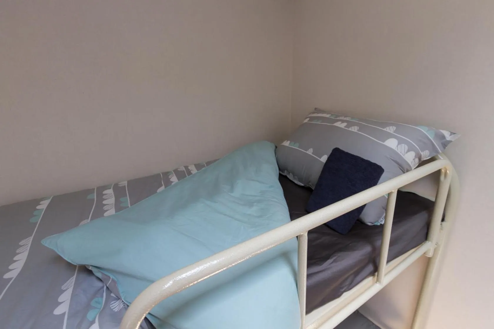 bunk bed, Bed in Inside Busan Hostel