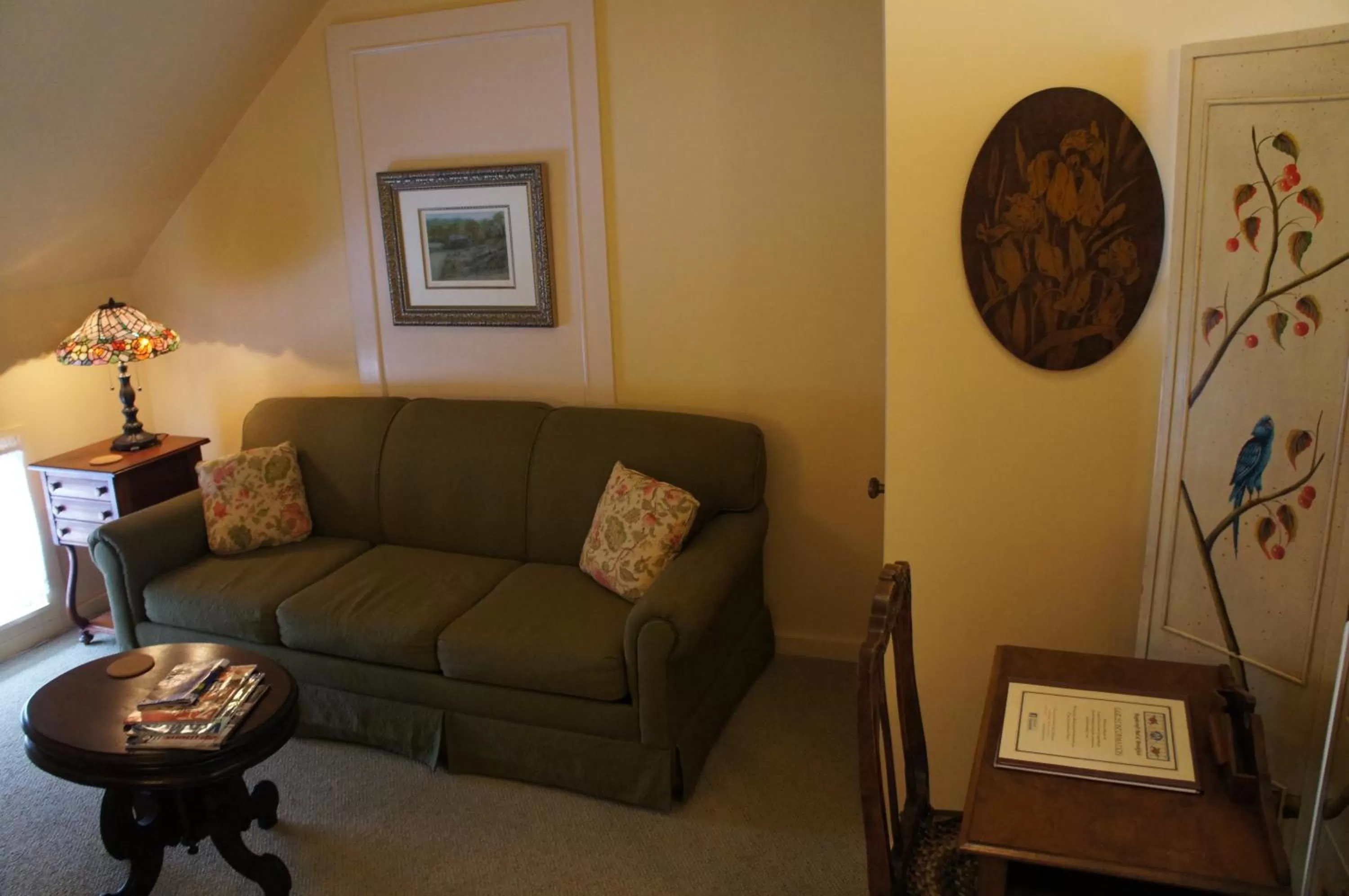 Seating Area in Maplecroft Bed & Breakfast