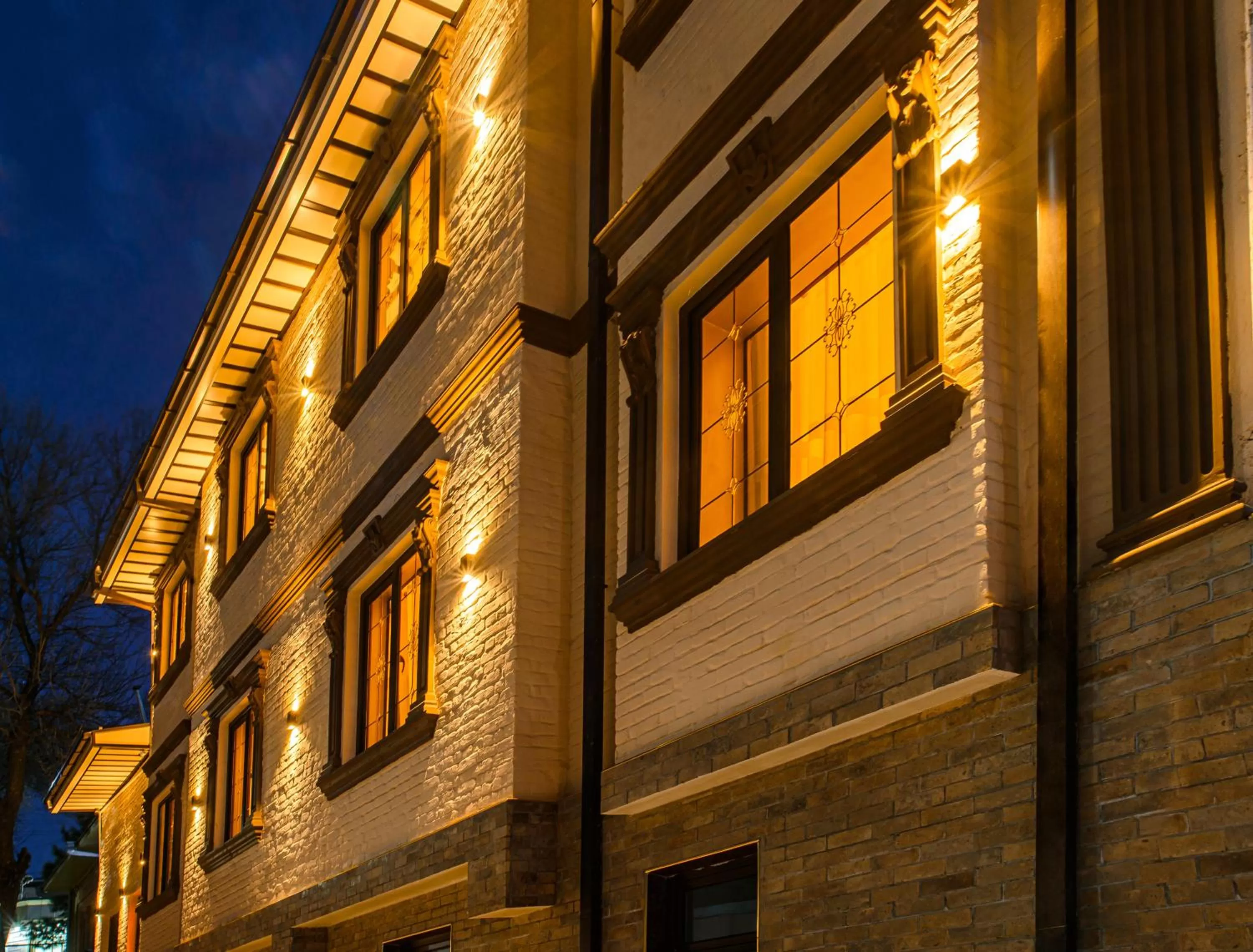 Facade/entrance, Property Building in Usman